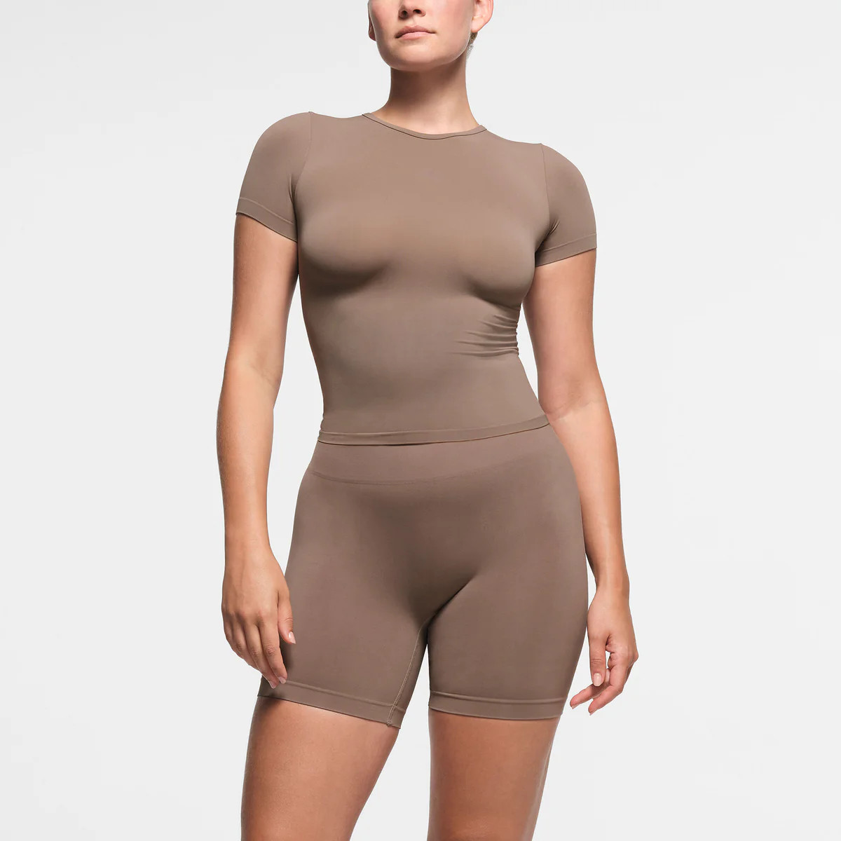 T-SHIRT | SKIMS (US)