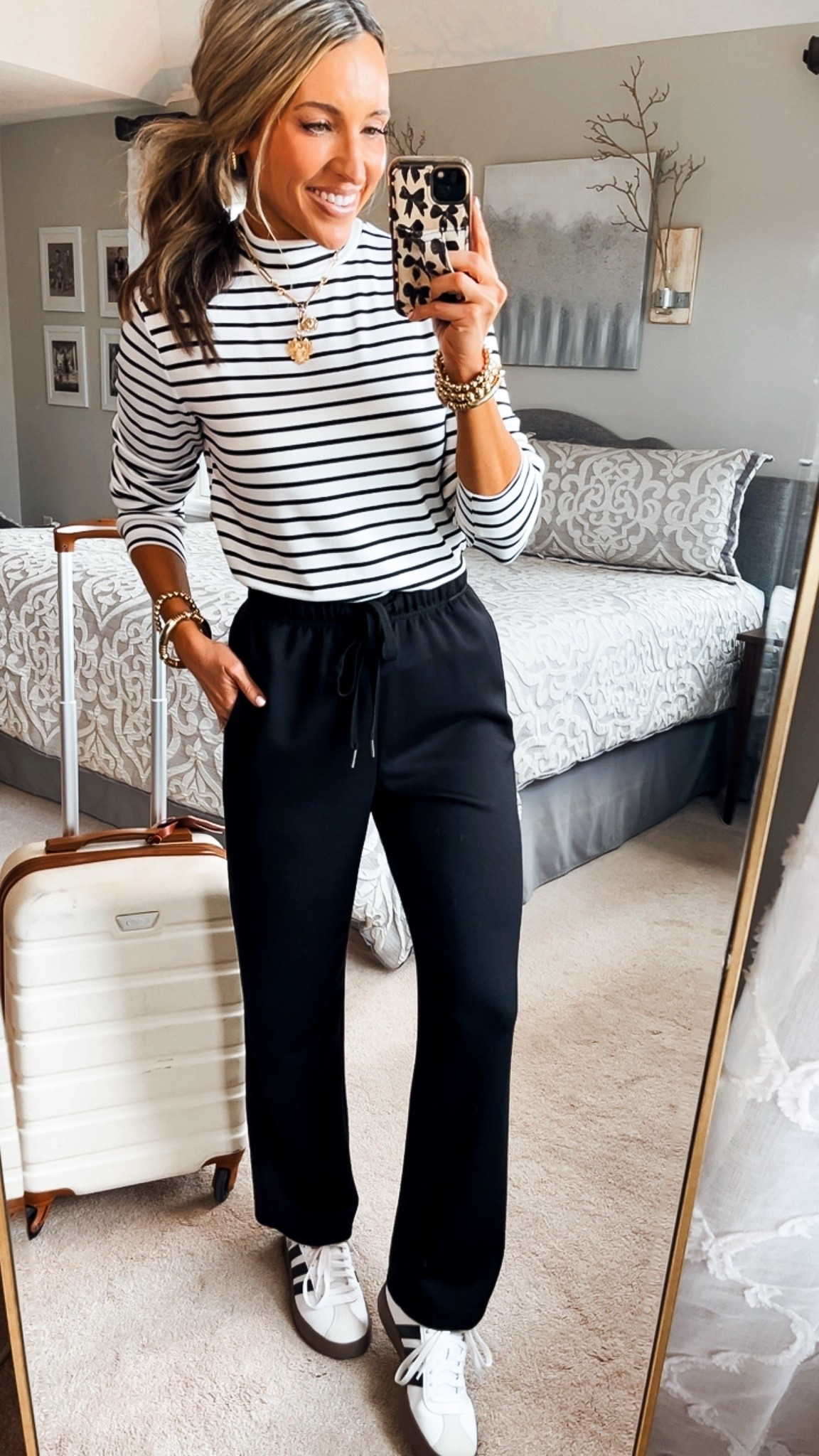 Travel or lounge in style! Comfortable & stylish, it's perfect for lounging or casual outings. Wearing xs

#LTKTravel #LTKPetite #LTKSeasonal