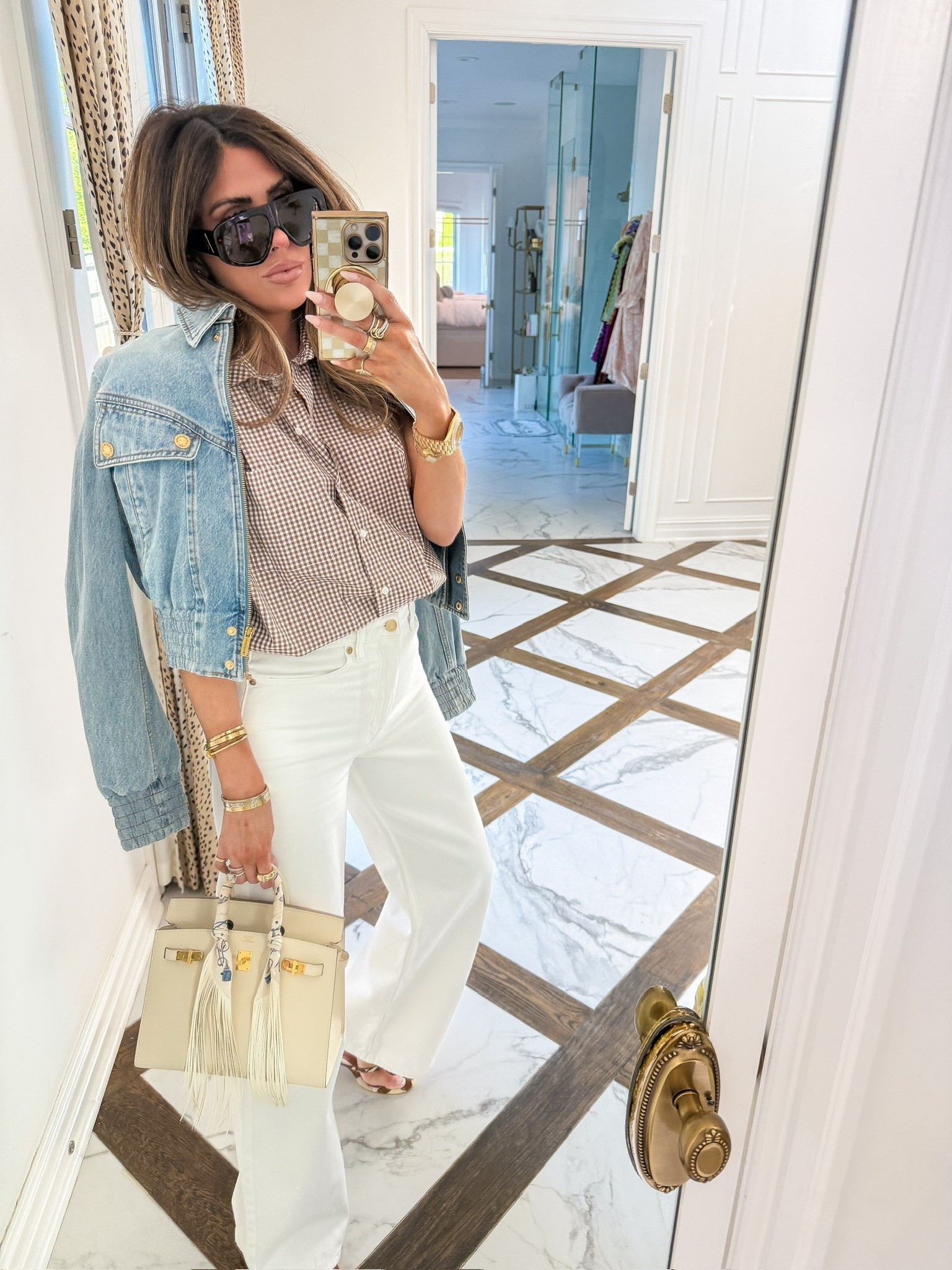 Wearing a small in this gingham top, US 6 denim jacket, and 29/ US 8 jeans!🤎

Zara fashion
 Zara finds
Date night outfits
Summer outfits
High waisted jeans
Gingham top
Gradation guest outfirs
Business casual workwear
Work outfita
Gemme Beauty
Emily Ann Gemma

#LTKWorkwear #LTKootd #LTKgrwm