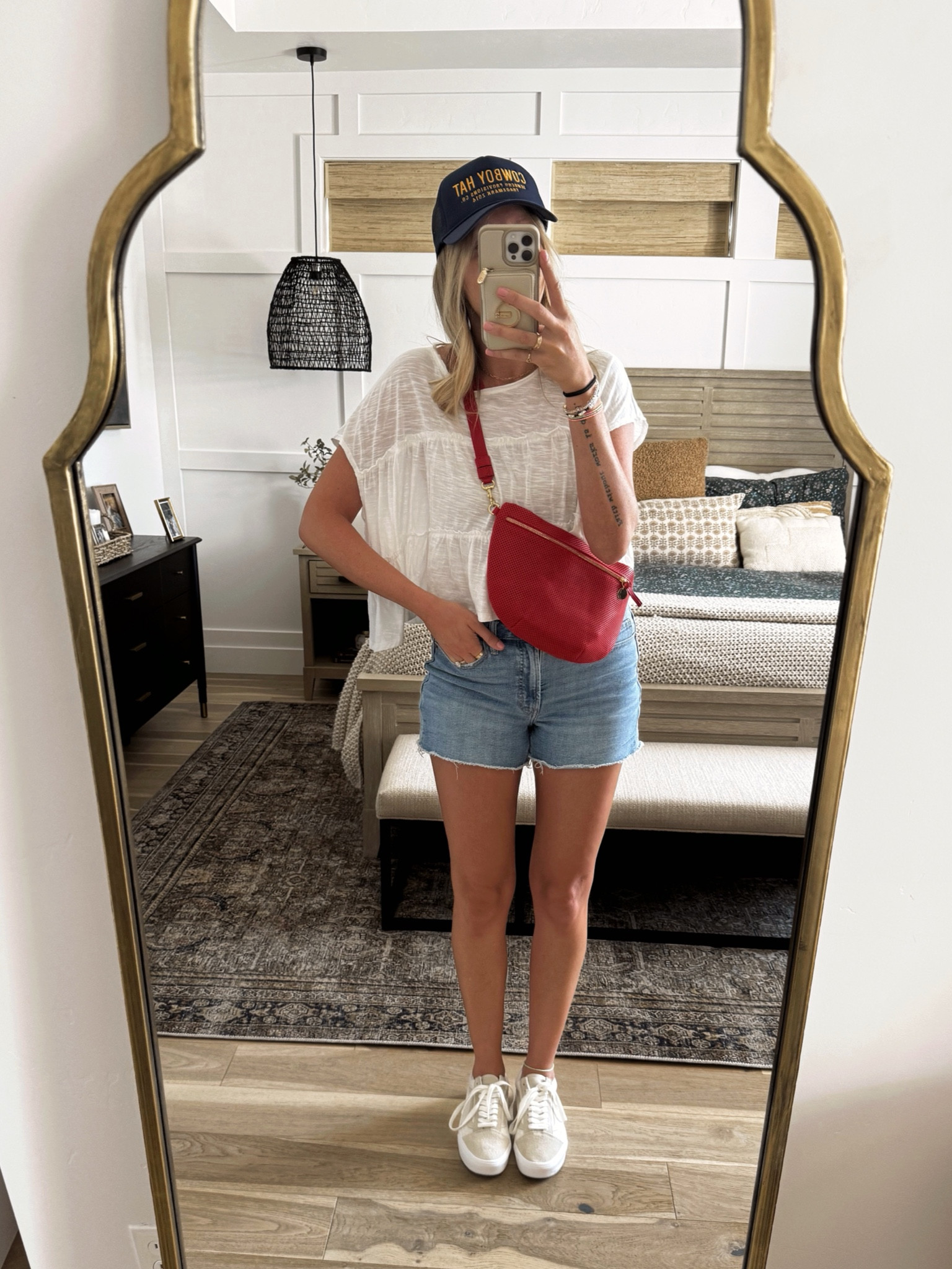 Thursday morning errands ✨ Everything's linked! 🫶🏼

#LTKFindsUnder50 #LTKShoeCrush #LTKItBag