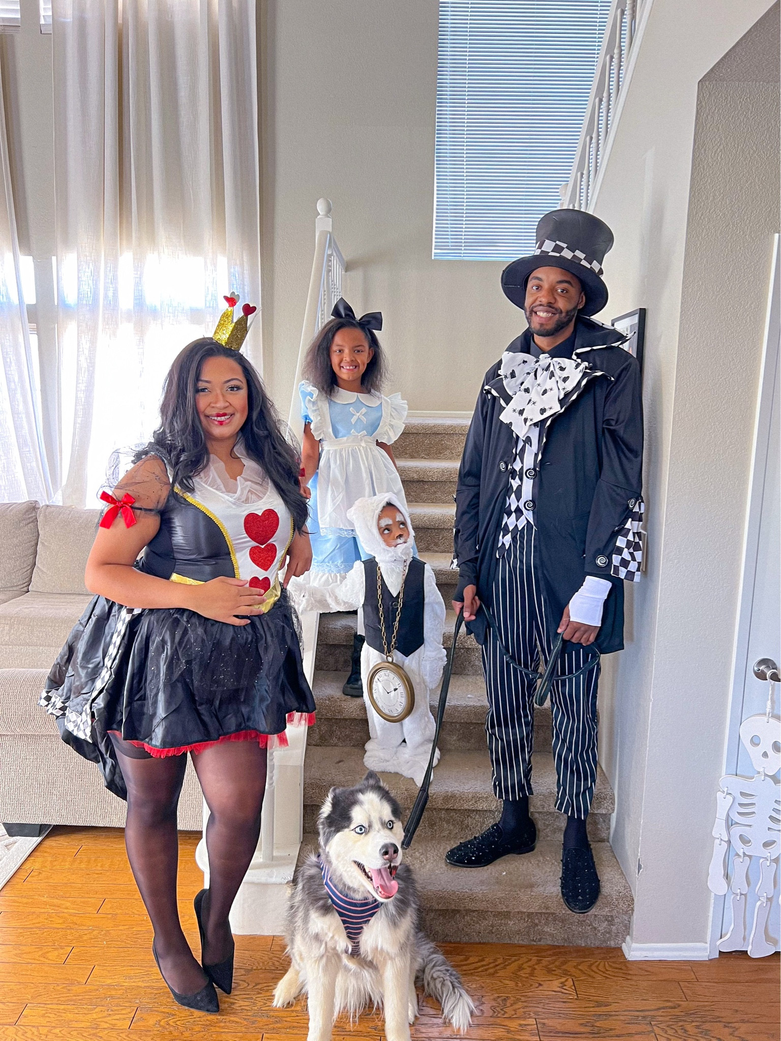 Alice in wonderland family costumes

#LTKfamily