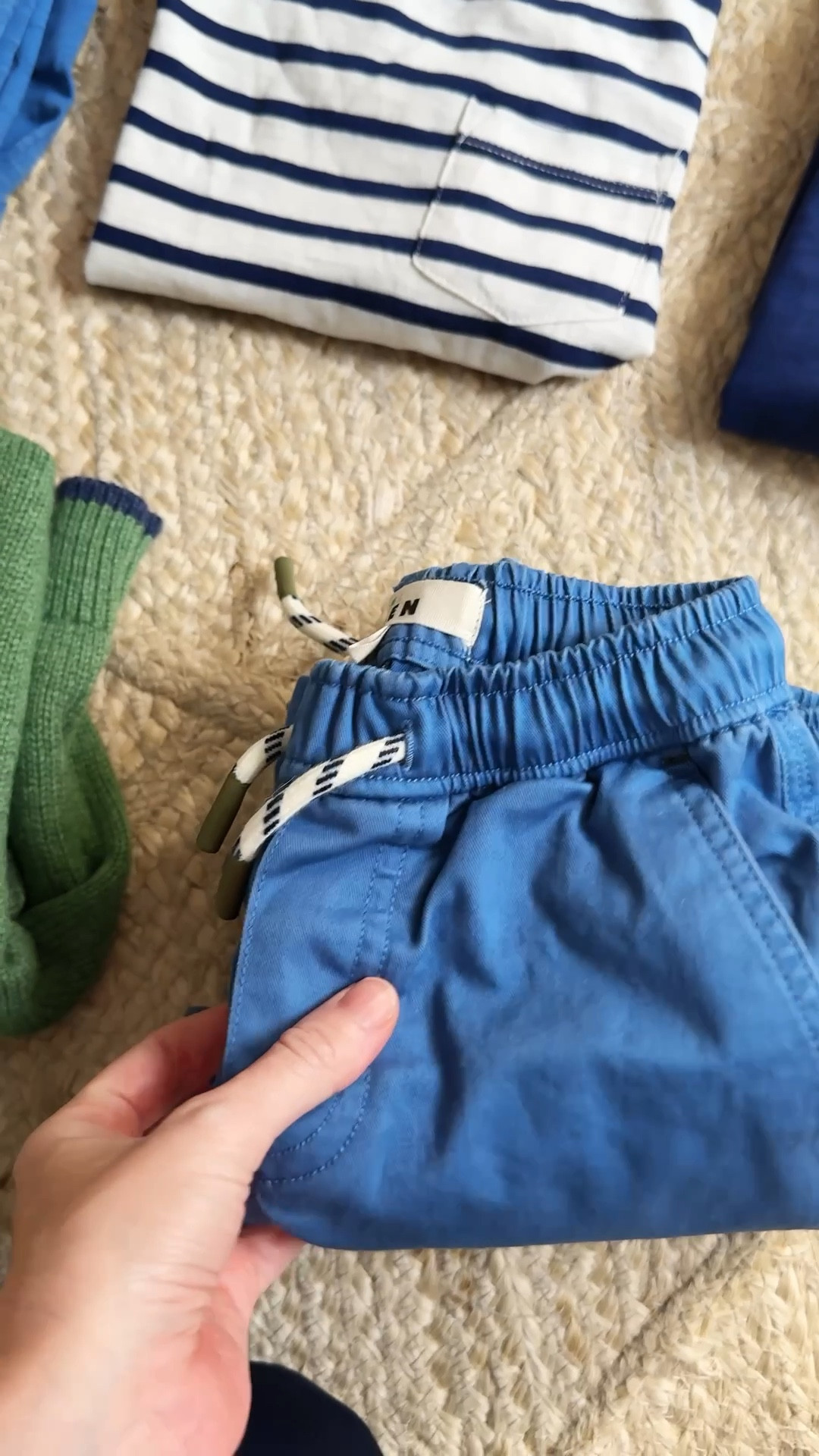 My favorite @miniboden pants for preschoolers because they can get them on and off easily themselves 🙌🏼 @boden #bodenpartner 

#LTKFamily #LTKKids