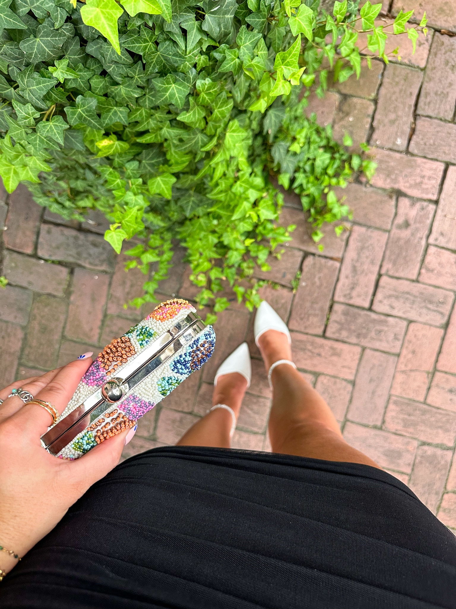 The details ✨🖤 + my under $100 outfit!

Little black dress, event dress, mini dress, purse, black dresss

#LTKItBag #LTKShoeCrush #LTKStyleTip