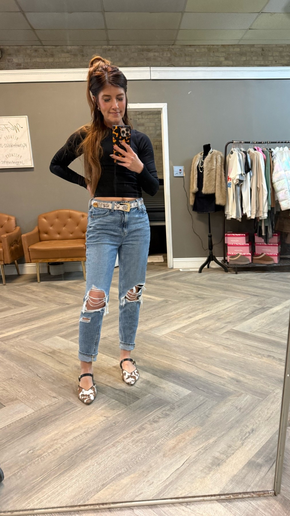 Another day in the salon 💫

#LTKdayinmylife #LTKgrwm #LTKootd