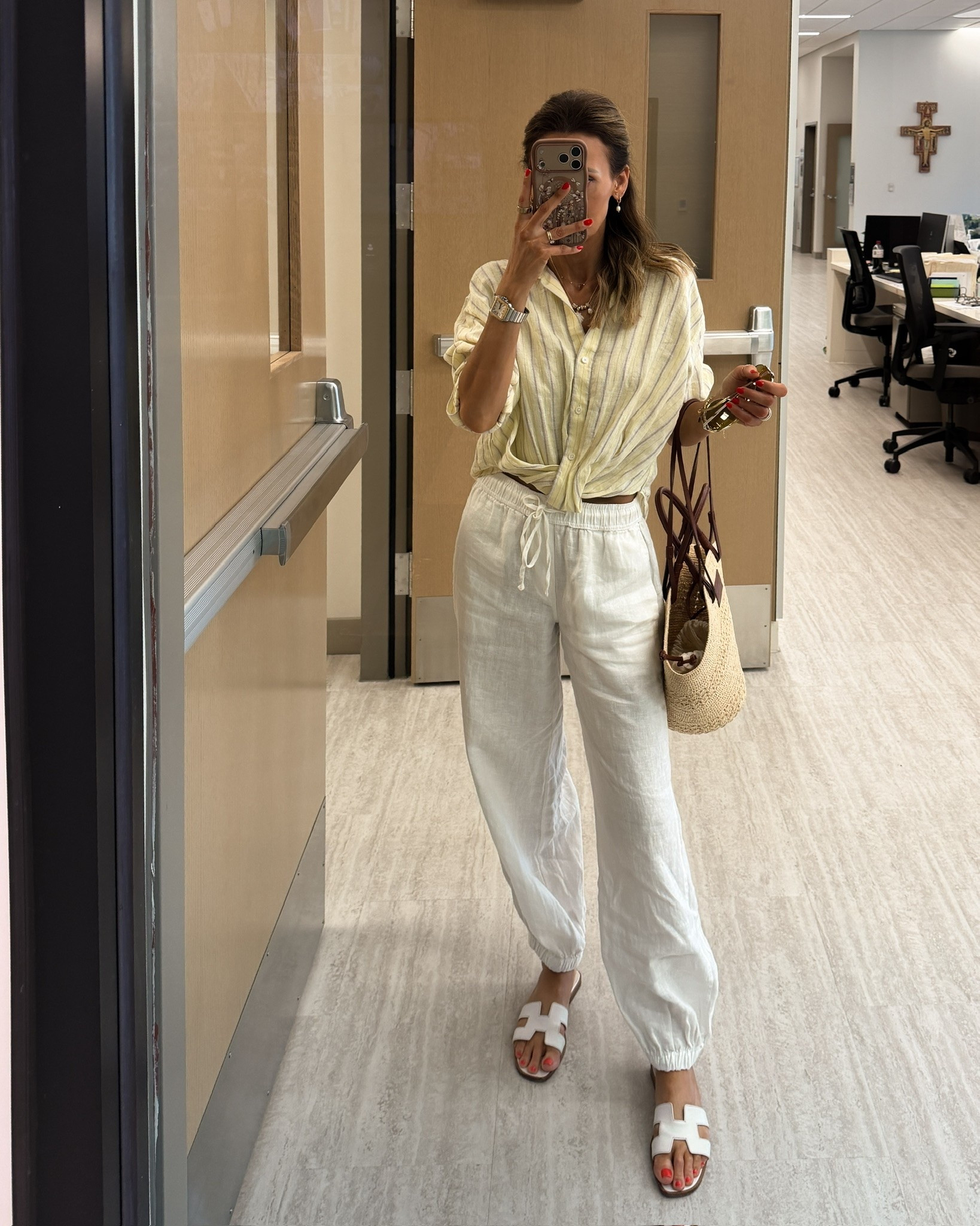 What I wore for my physical therapy appointment today! Can’t get enough of this linen shirt, so fun and summery

#LTKootd #LTKSeasonal #LTKOver40