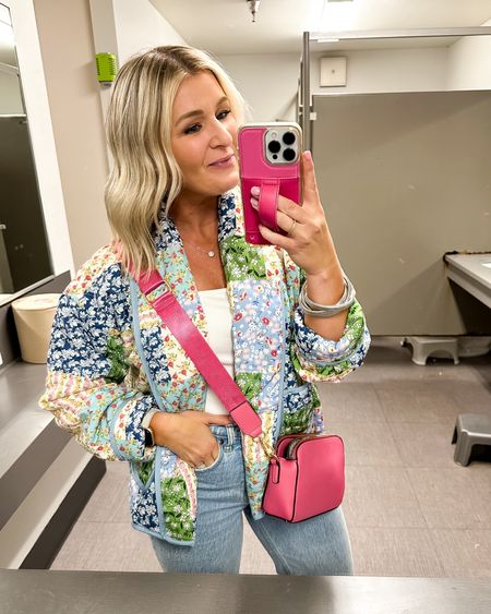 Another Amazon favorite! This faux quilted jacket. Runs generous but it’s supposed to have an oversized fit. I stuck with my true size small. I love the colors in this and it’s the perfect layering h piece for your spring outfit. It looks great paired with my Amazon snatched bodysuit and pink handbag. 

#LTKSaleAlert #LTKStyleTip #LTKFindsUnder50