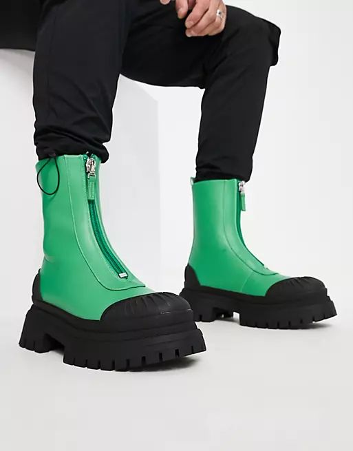 ASOS DESIGN – Chelsea-Stiefel aus grünem Kunstleder mit Reißverschluss vorne und Sohle in Sch... | ASOS (Global)