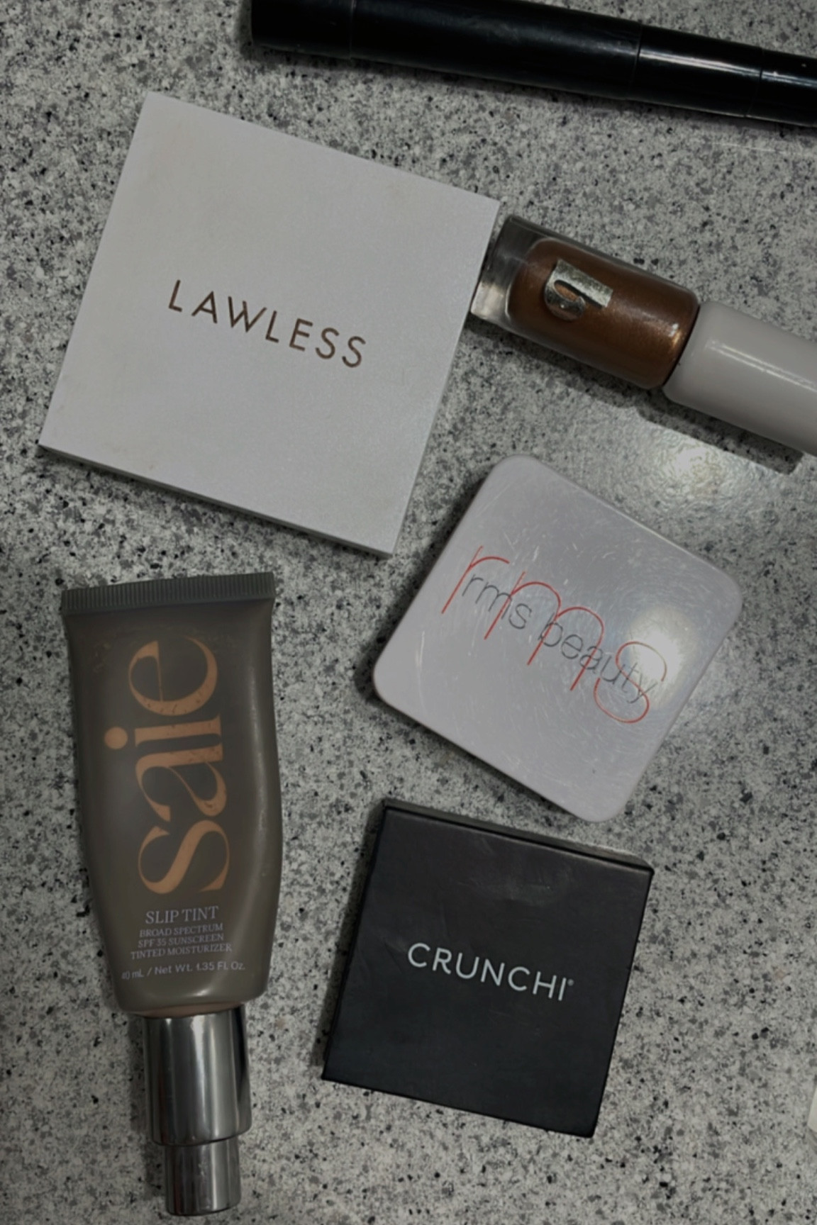 Favorite summer makeup for a minimal and glowy look

#LTKSeasonal #LTKbeauty #LTKunder50