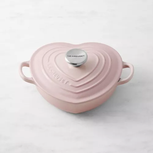 Le Creuset 2 Quart Shell Pink Heart Cocotte