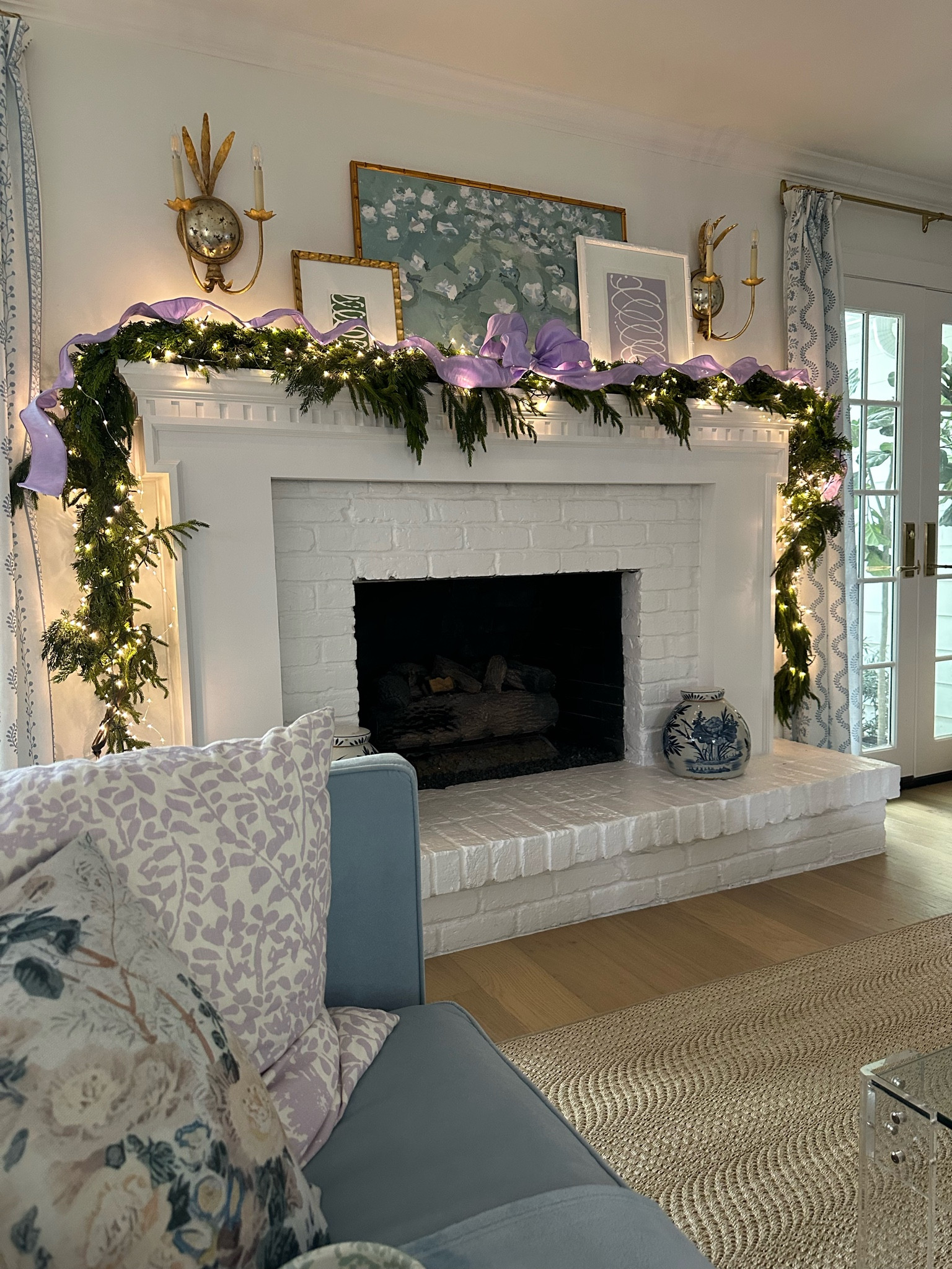 Viral grand duchess twinkling lights 