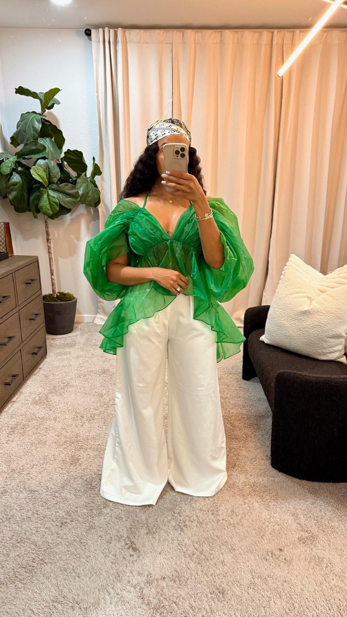 being the statement. not waiting for one 💚✨
I’ve been obsessed with green this season. 

#LTKStatementLook #BoldStyle #GreenVibes #LTKOOTD #FashionMoment #LTKInspo
