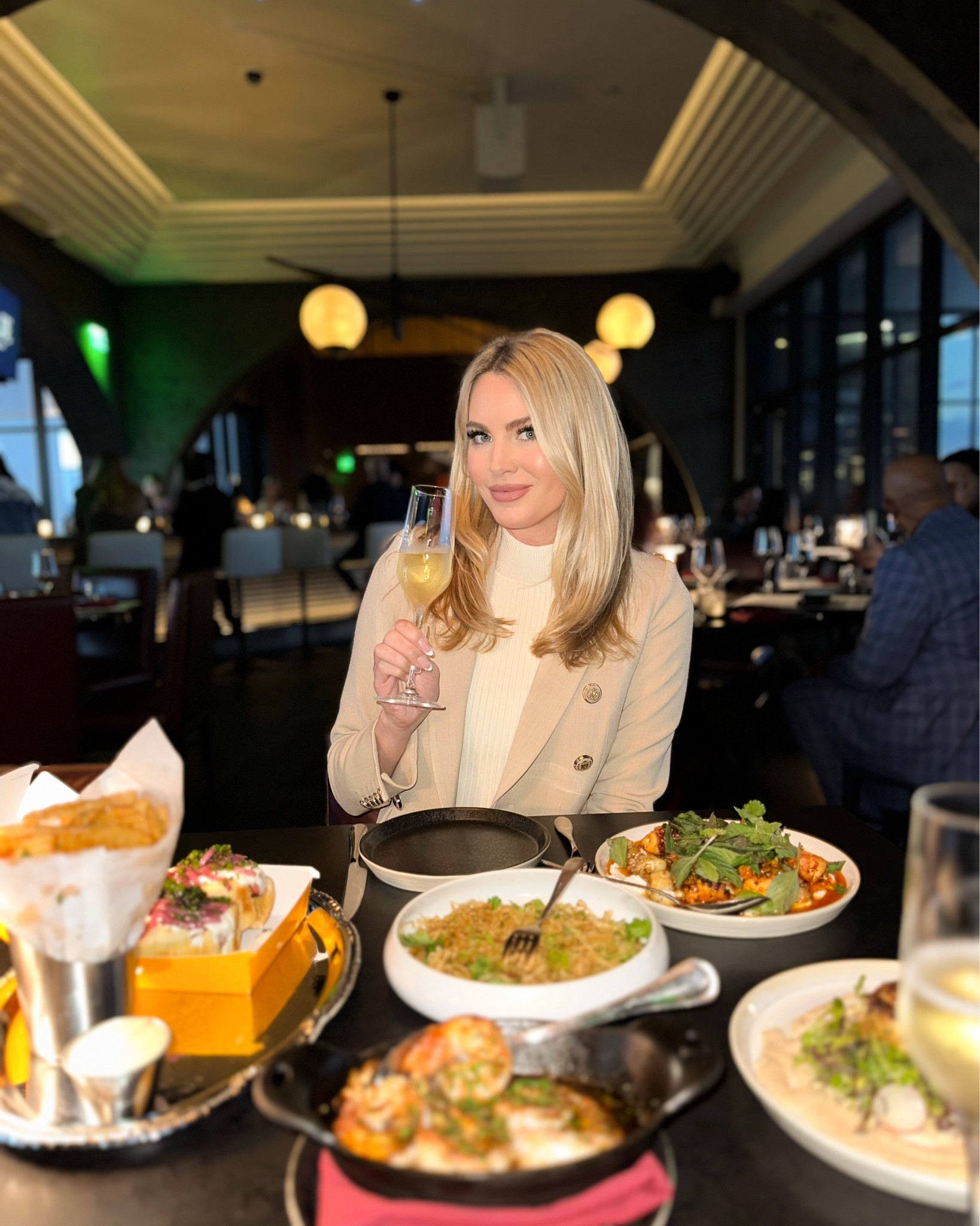 ✨ What I wore for dinner with a view…
Linking everything from last night’s look — timeless, neutral, and so easy to recreate.

Shop the outfit:
• Double-breasted blazer (my go-to polished layer)
• Cream knit top — effortless + chic
• High-rise dark denim (so flattering)
• Structured mini tote
• Pointed toe boots (classic + elongating)
• My glam essentials from the night
• Fragrance + lipstick combo I always get asked about



winter wardrobe • date night outfit ideas • chic neutrals • everyday luxury • capsule wardrobe staples • polished basics • classic blazer edit • elevated denim looks • minimal style inspo • neutral outfit roundup • fall/winter outfit edit • luxe look for less • dinner outfit ideas • evening style essentials