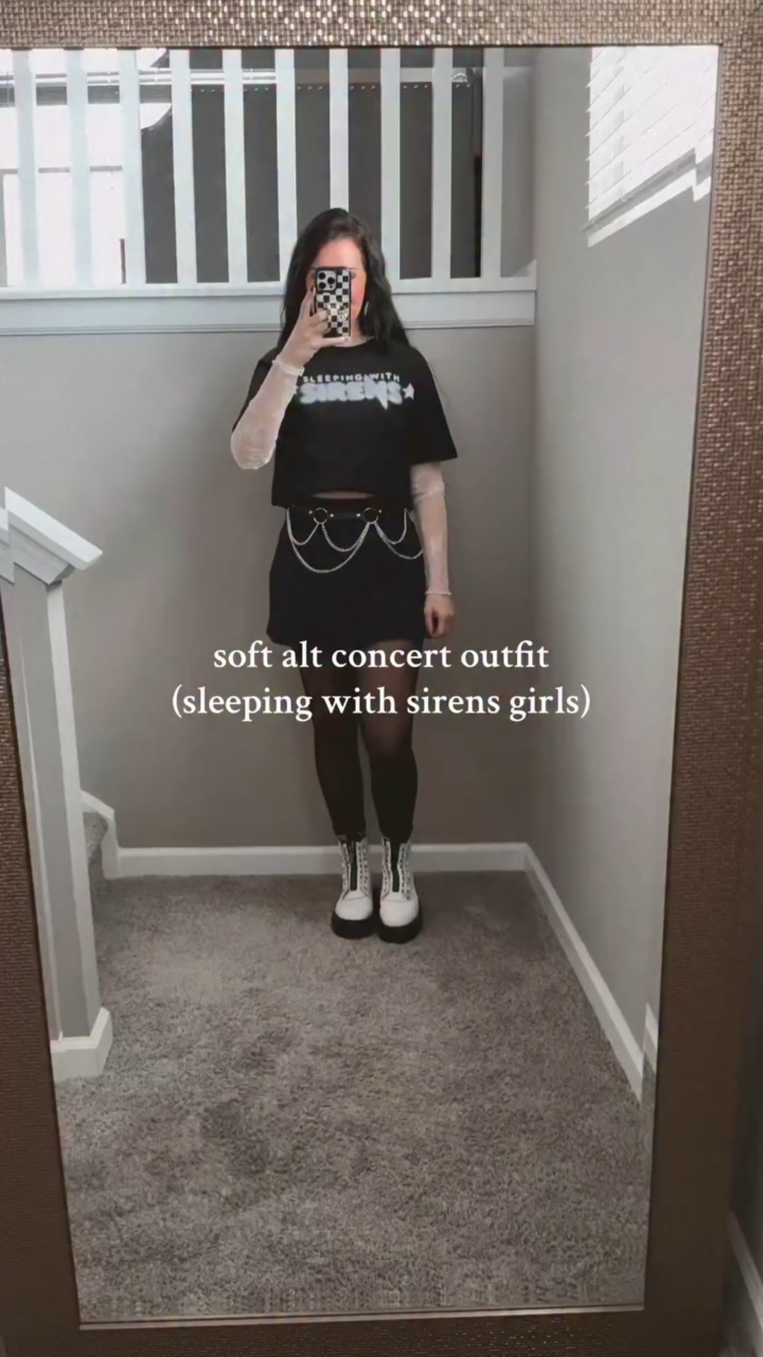 C0mment the word SWS and I’ll send the links to this outfit directly to your inbox!

*IG says you have to be following me in order for the links to go through*

#altstyle #altmom #falloutfit #fallstyle