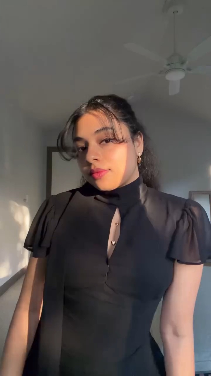 Know nothing about being a Filipino baddie… but I do know how to put on a cute dress and feel pretty🥰✨

Comment ‘LBD’ for the dress link.

#bebot #ootd #lbd #seattlefashion