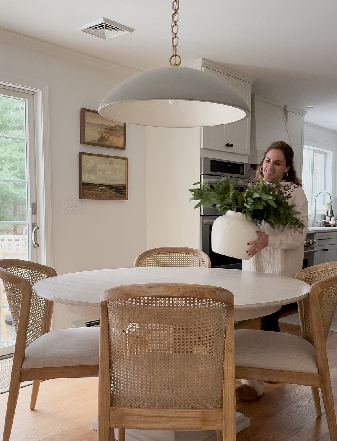 Coastal Holiday Dining

Amazon Christmas stems  Home decor  coastal kitchen  kitchen runner  coastal kitchen faves  home decor  trending home decor  sherricalnanhome 

#LTKHoliday #LTKFindsUnder50 #LTKHome