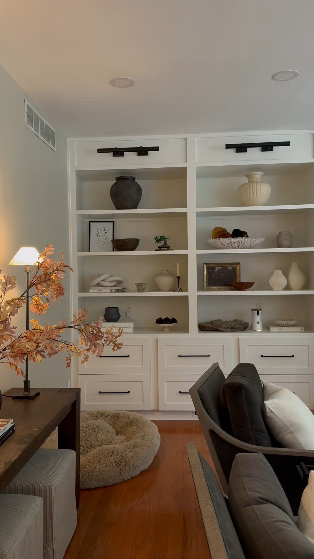 Fall house decor 🤎

#LTKSeasonal #LTKHoliday #LTKStyleTip