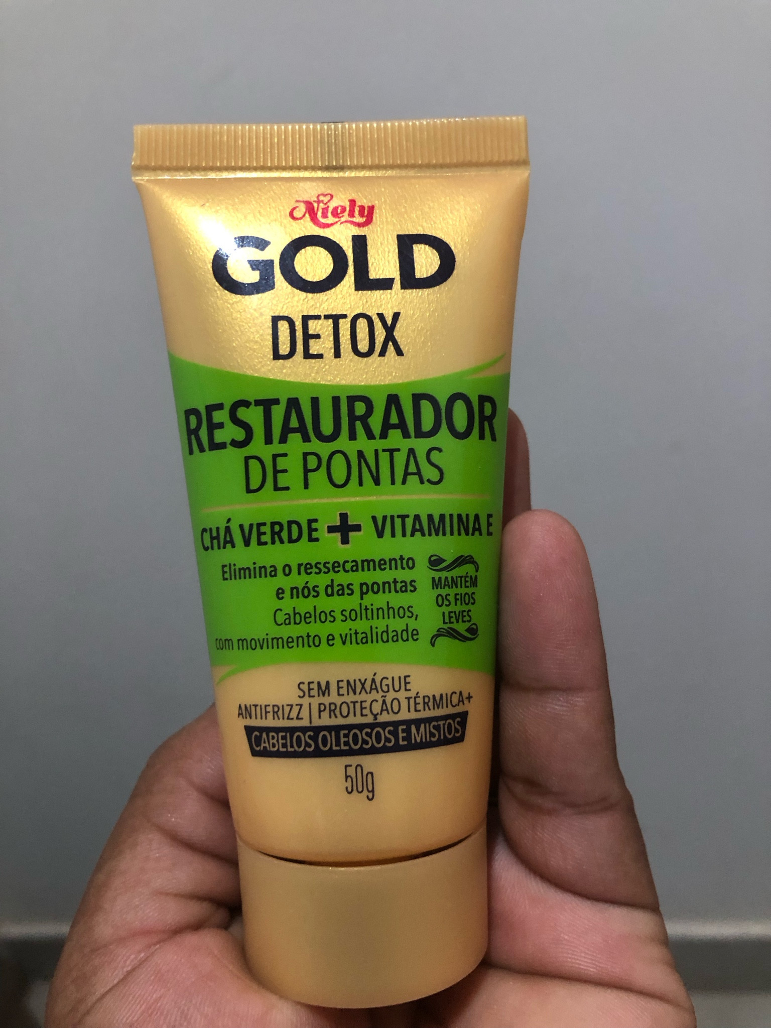 Restaurador de pontas niely gold elimina ressecamento e nós das pontas cabelos soltinhos com movimento e vitalidade

#LTKbrasil