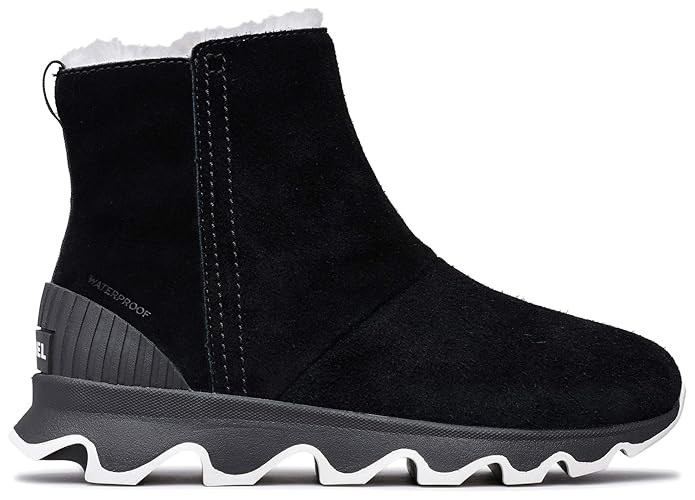 Sorel - Women's Kinetic Short Insulated Winter Boots | Amazon (US)