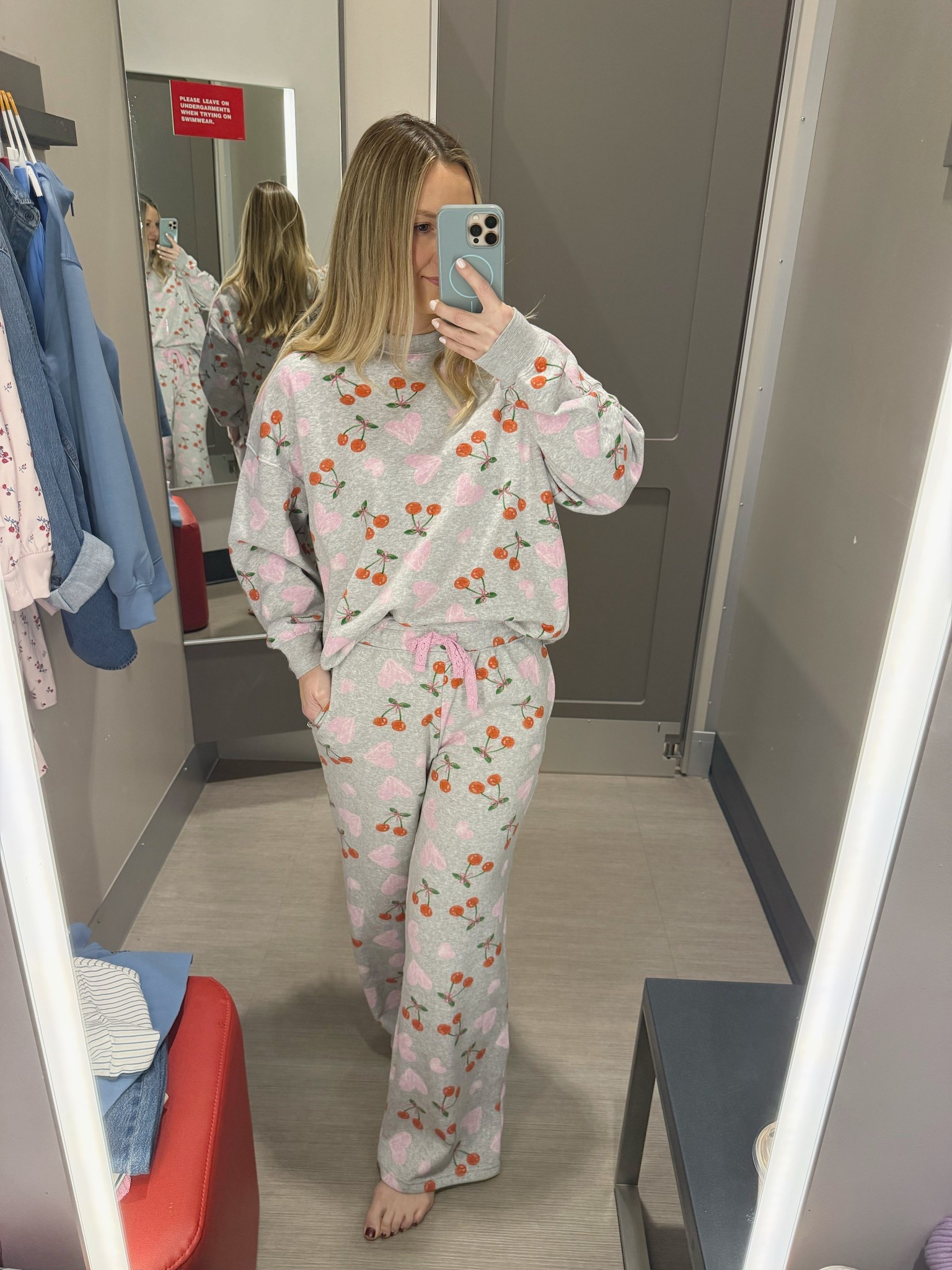 Loungewear but make it cute.  Runs TTs. 

#LTKmorningroutine #LTKmomlife #LTKActive