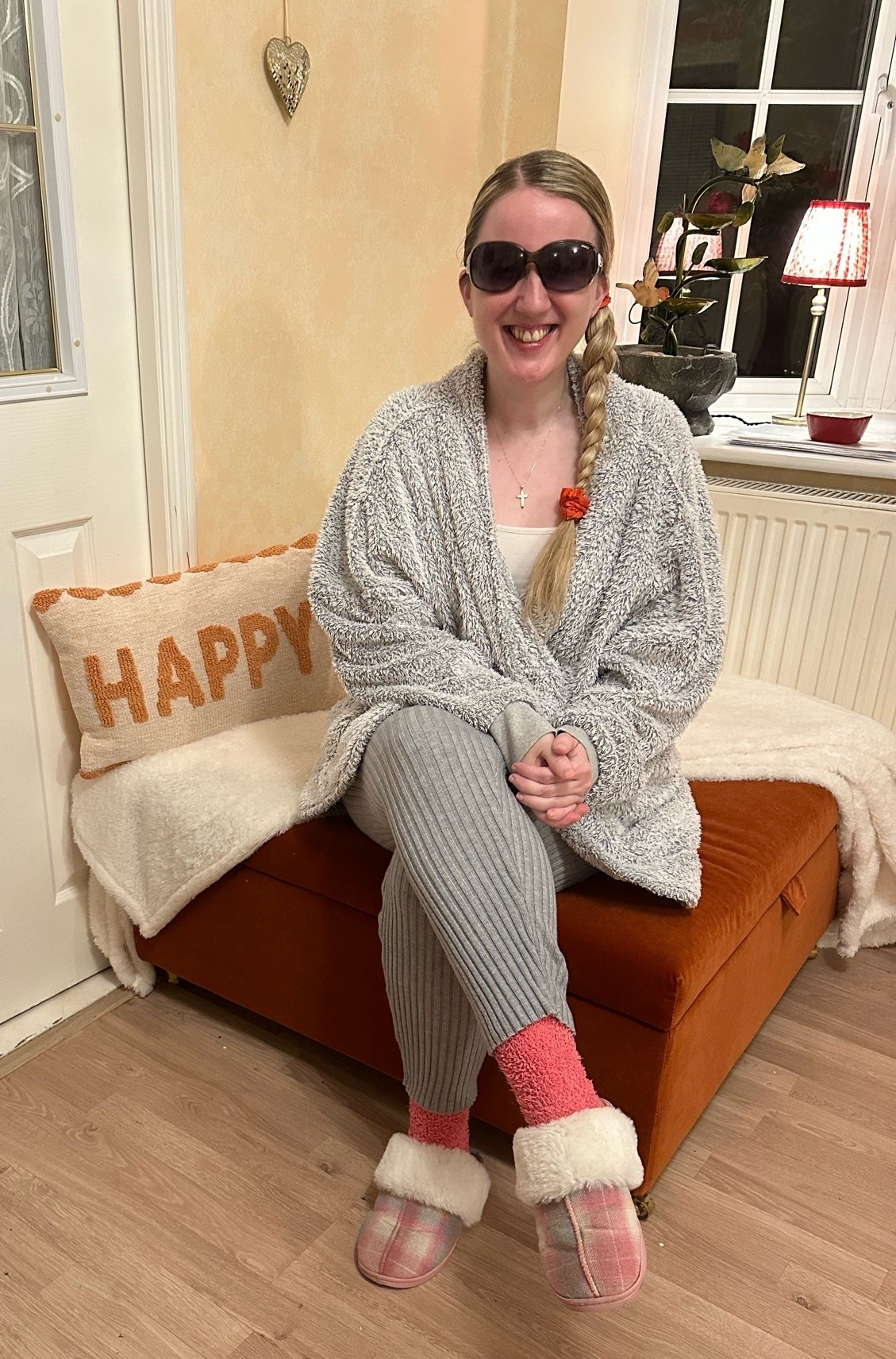 Grey Ribbed Knitted Leggings Pretty Little Thing 

.. the gift of giving and one happy bunny receiving a pair of ribbed leggings from Pretty Little Thing 
.. they are so reasonably priced and terrific quality guys 



#comfystyle #holiday #casualstyle

#LTKspring #LTKmodest #LTKtravel