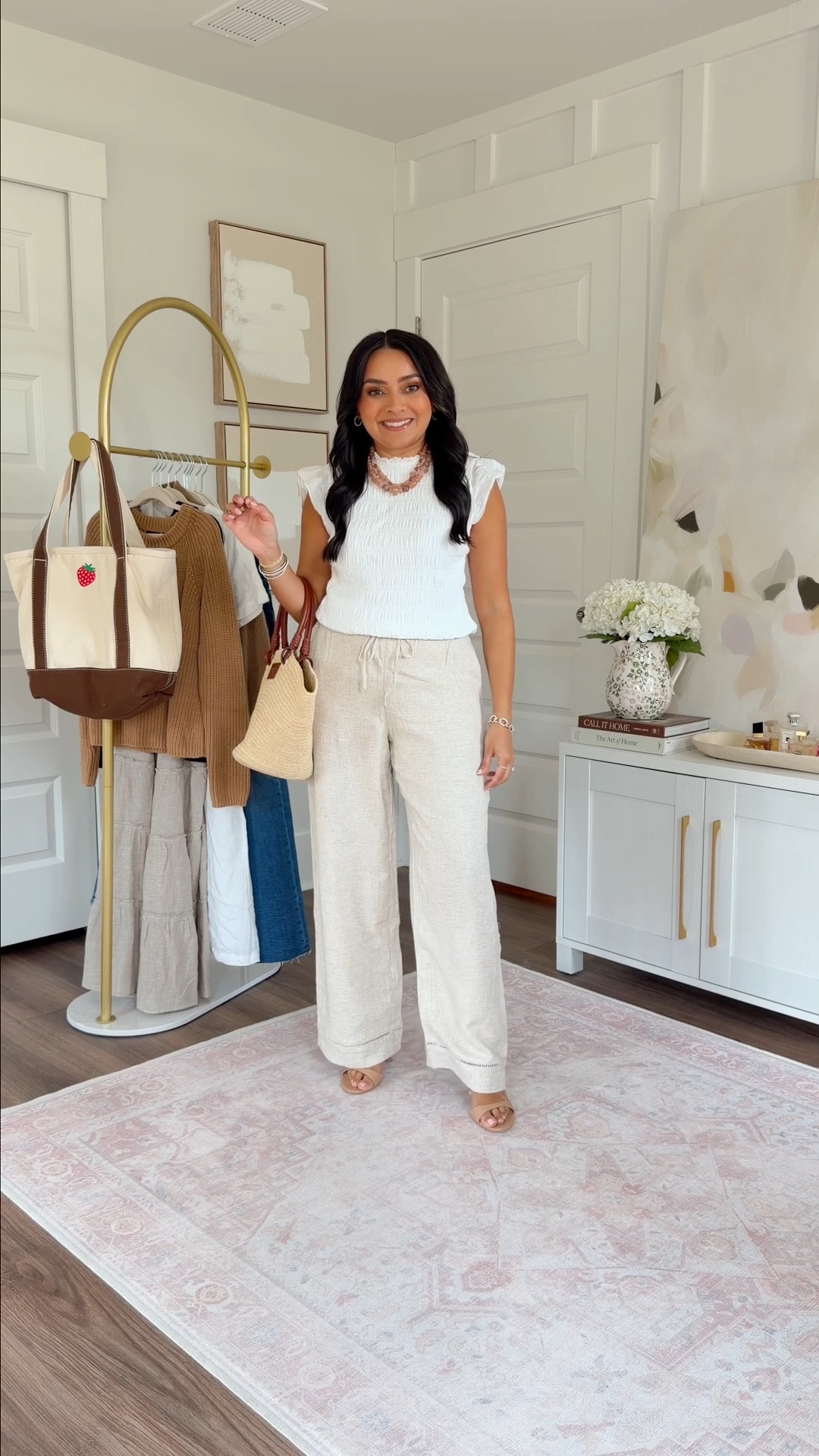 White tie-back smocked linen-blend top size XS TTS
Linen-blend pull-on pant oatmeal size XS short TTS 
Tan heels size 5 TTS


#LTKSpringSale #LTKSaleAlert #LTKPetite