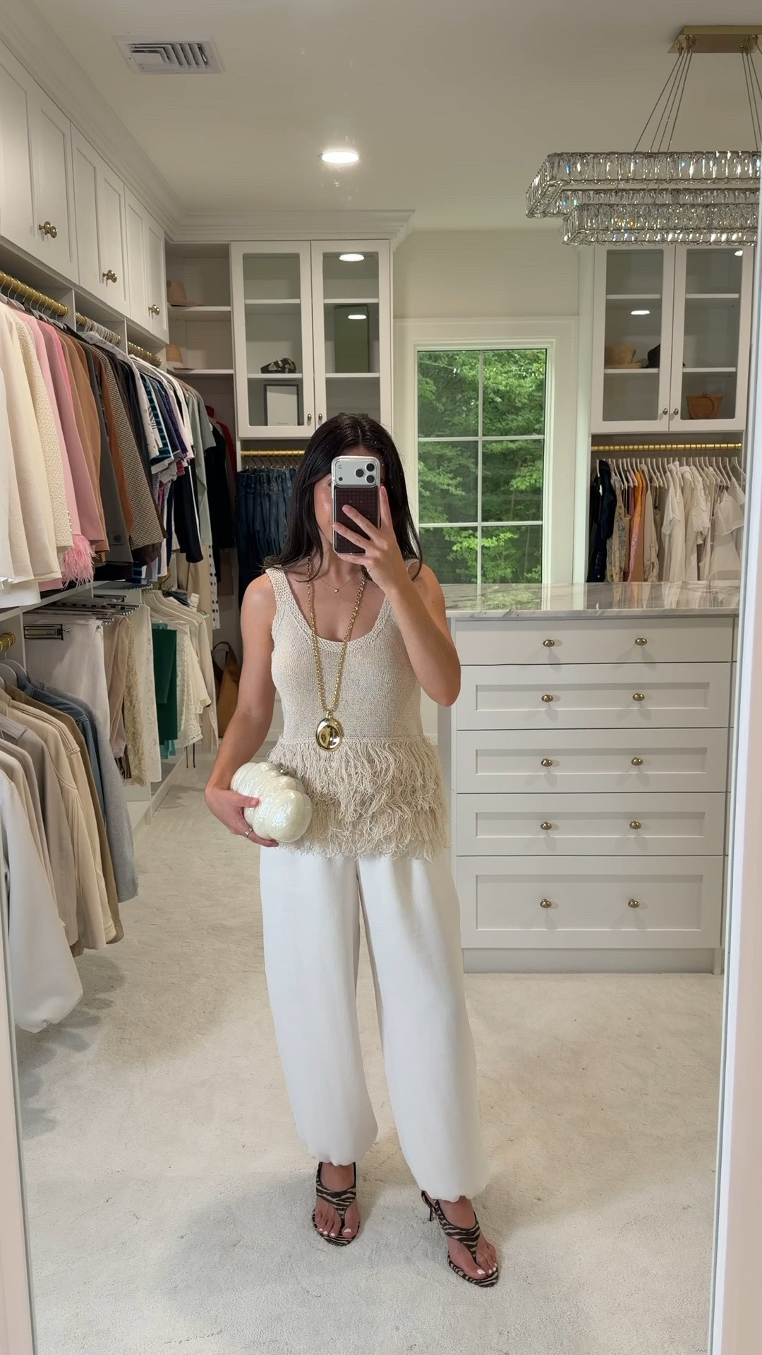 Size small in pants and top, tts in heels

Zara, Zara top, Zara haul

#LTKootd #LTKPetite #LTKSeasonal