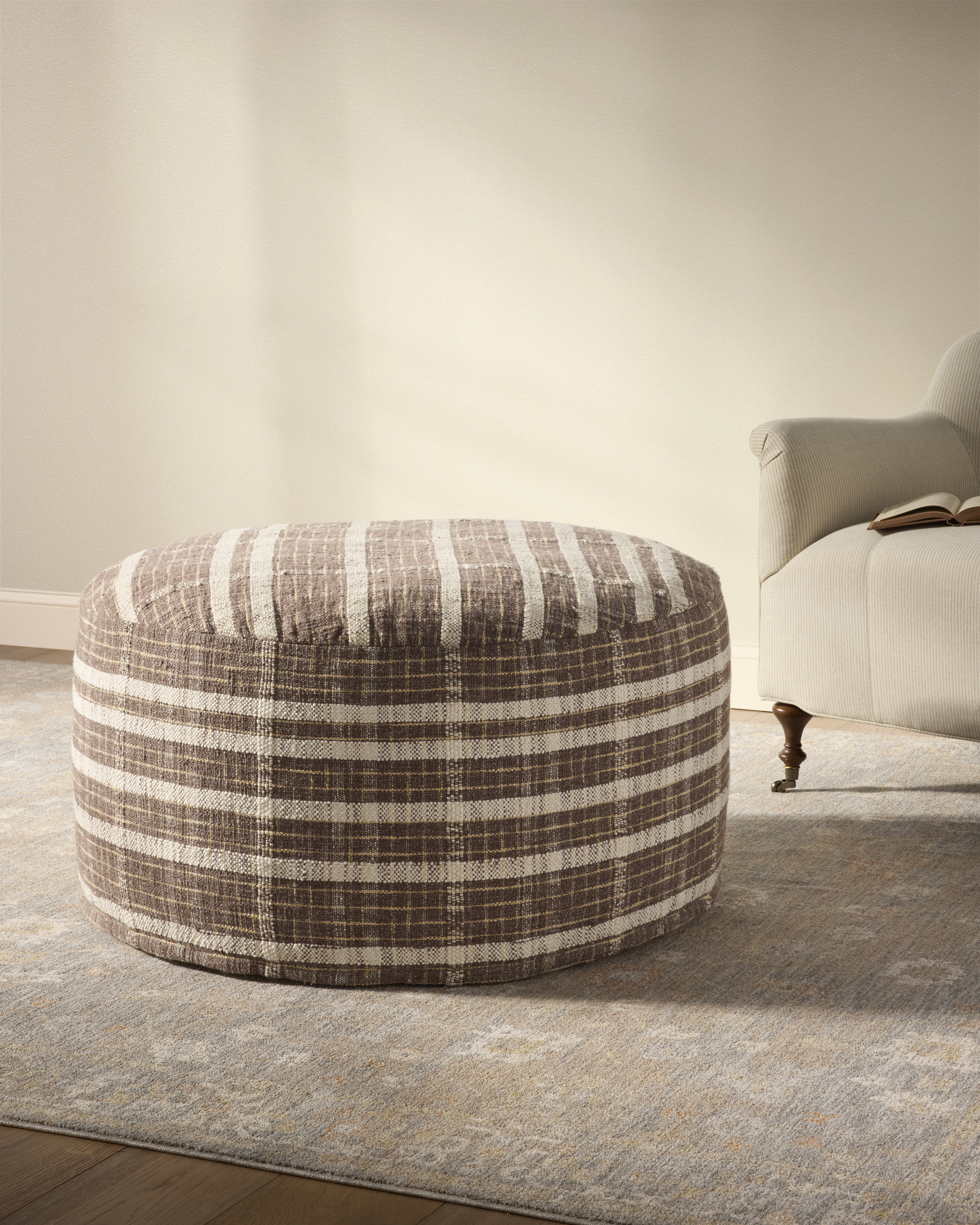 Wallace Pouf - CJPF-003 | Rugs Direct