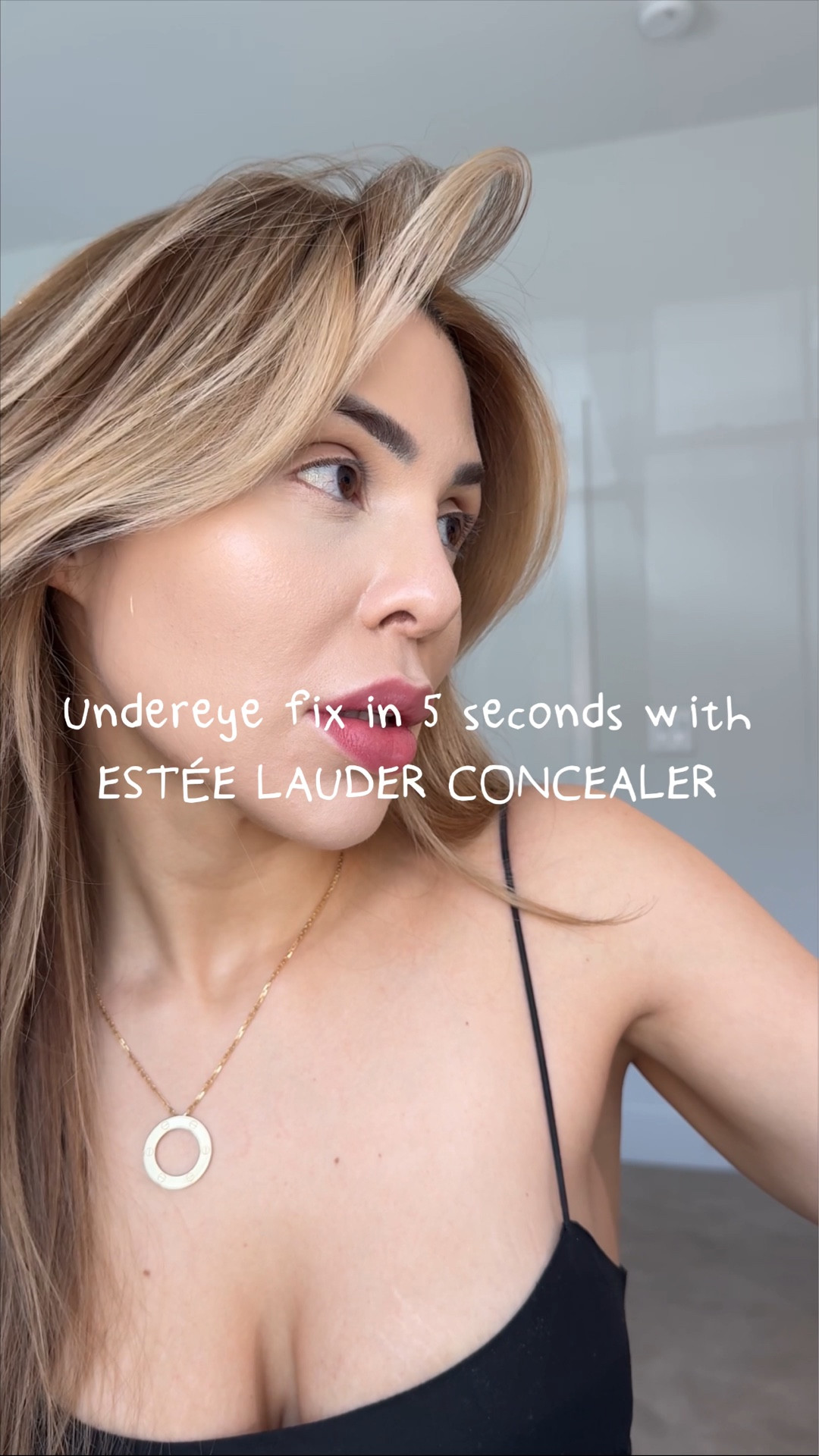 This concealer has officially entered my top drawer 🤍 The Estée Lauder Double Wear Concealer gives me an instantly refreshed look — no creasing, no heaviness, just clean girl confidence ✨
If you deal with dark circles like I do, this is the glow-up your under-eyes have been waiting for 💫

@Estée Lauder #DoubleWear  #EsteeLauder #concealertutorial #cleanmakeuplook #darkcirclehack #makeupmusthave #beautyobsessed #makeupreview #tirednomore #dewynatural #cleanmakeup #viralbeauty  #esteepartner 

#LTKBeauty #LTKU #LTKStyleTip