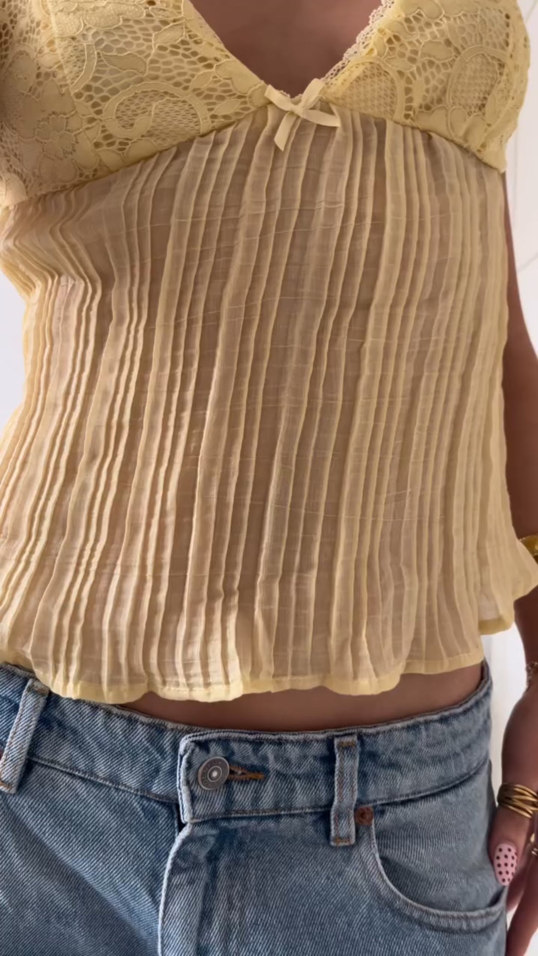 this topppppppp😭😭 #outfitinspo #styleinspo #pinterest #springoutfit #outfitinspiration #jewelry #ringstack #chunkyjewelry #jewellery #yellowtop