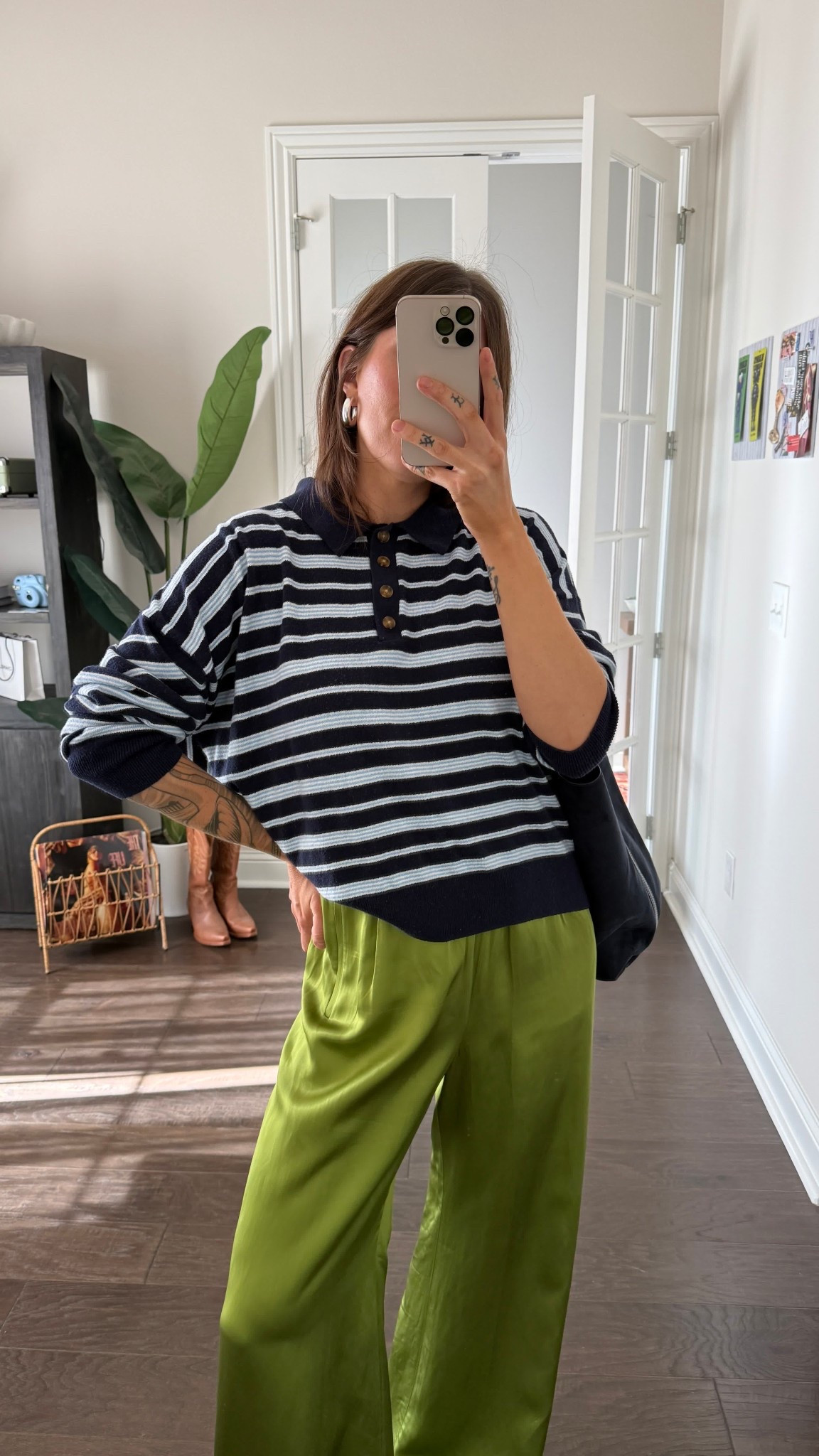 This has been my most worn sweater over the last handful of months, and they are currently on sale for such a good price!! I plan to keep wearing these long through spring...I wear the size XL! 