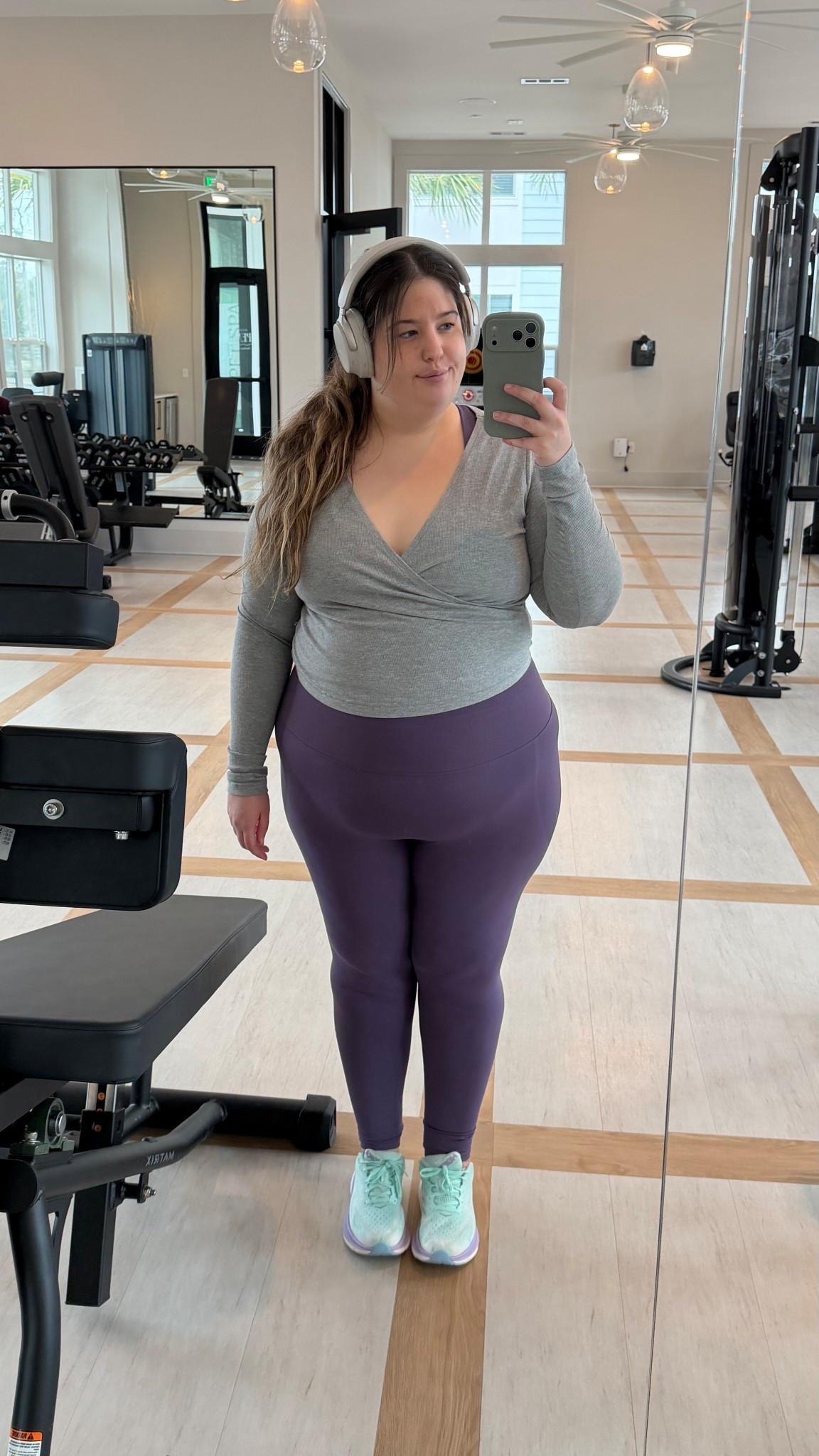 gym fit of the day 💜 the cutest set but it’s cold even in SC so I loveee this wrap top. Long sleeve but not heavy so it’s perfect for us sweaty girls 😂 wearing a size 2X in the set & 1X in the top 

#LTKActive #LTKPlusSize #LTKootd