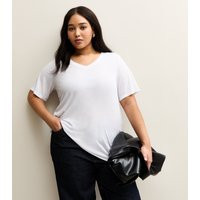 Women's Plus Size White V-Neck T-Shirt Curves New Look | New Look (UK)