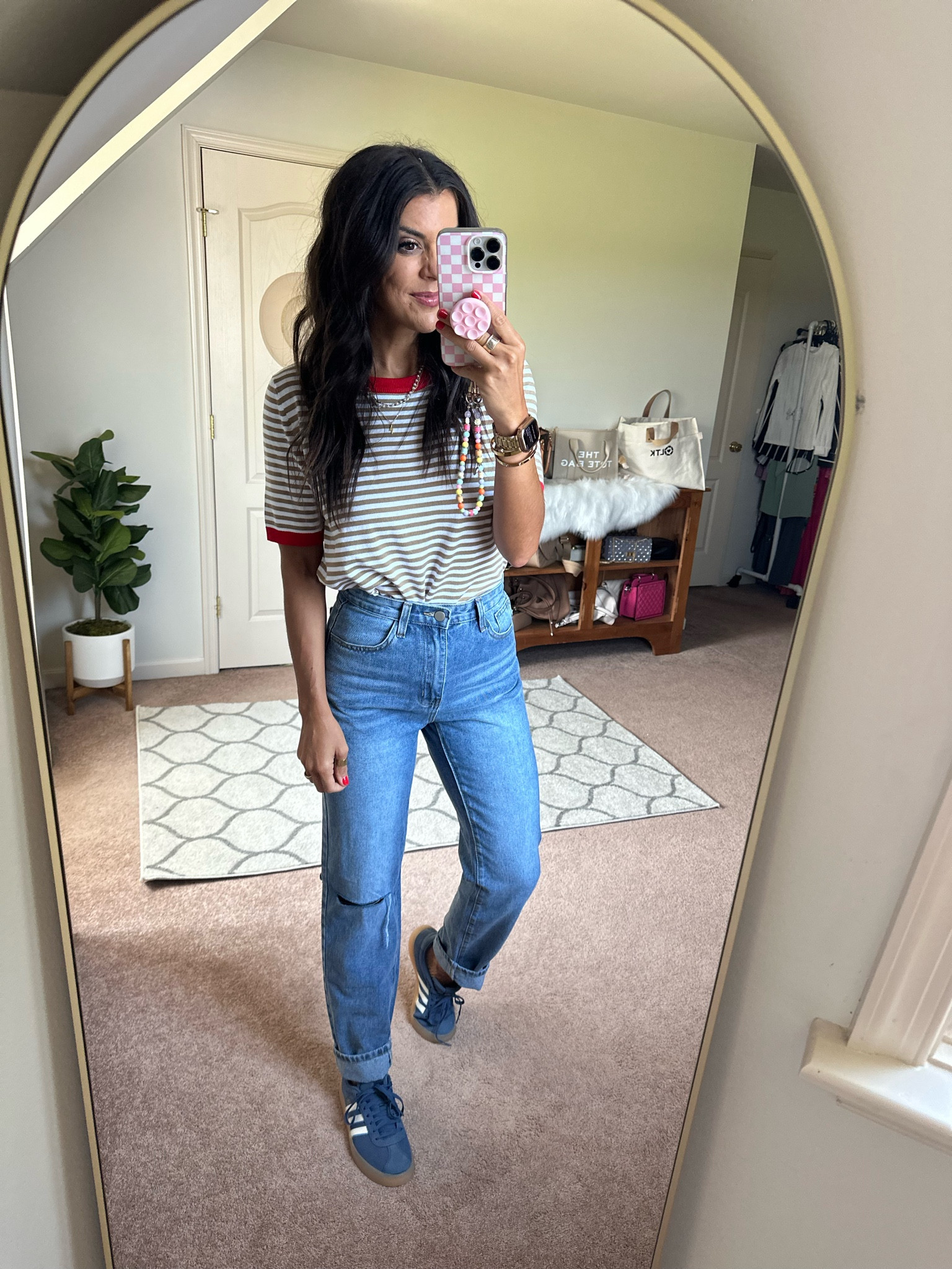 Today’s fit 
Size small in tee and Jeans 
Sneakers men’s size 6. (I’m a woman’s size 8). I also linked similar options 

#LTKFindsUnder100 #LTKSaleAlert #LTKFindsUnder50