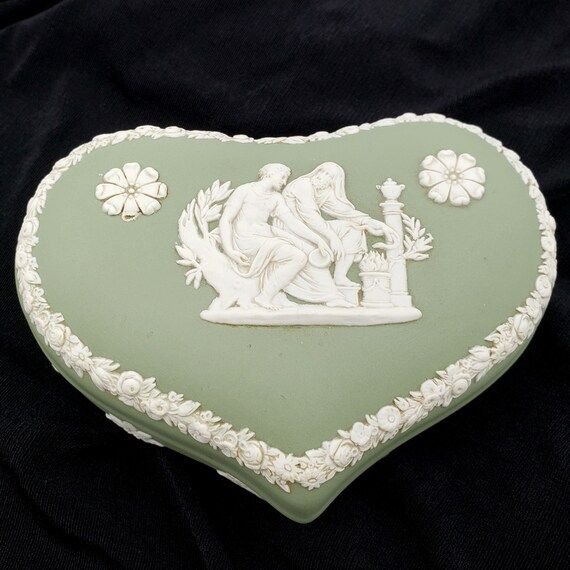 Vintage Wedgwood Jasperware Green Heart Trinket Box Made In England Floral Design Jewelry Box Sta... | Etsy (US)