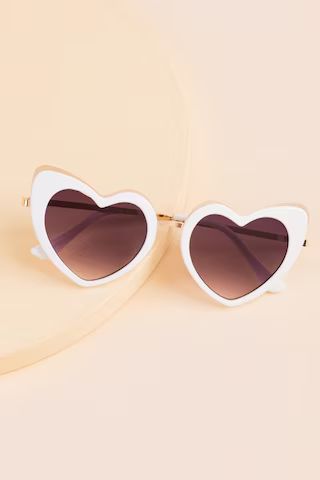 Victoria Heart Sunglasses | Francesca's