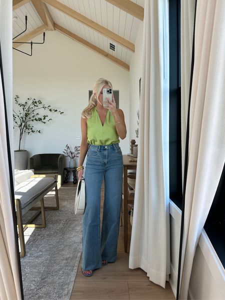 Summer date night outfit: 26 in jeans, small in top, true size in shoes 