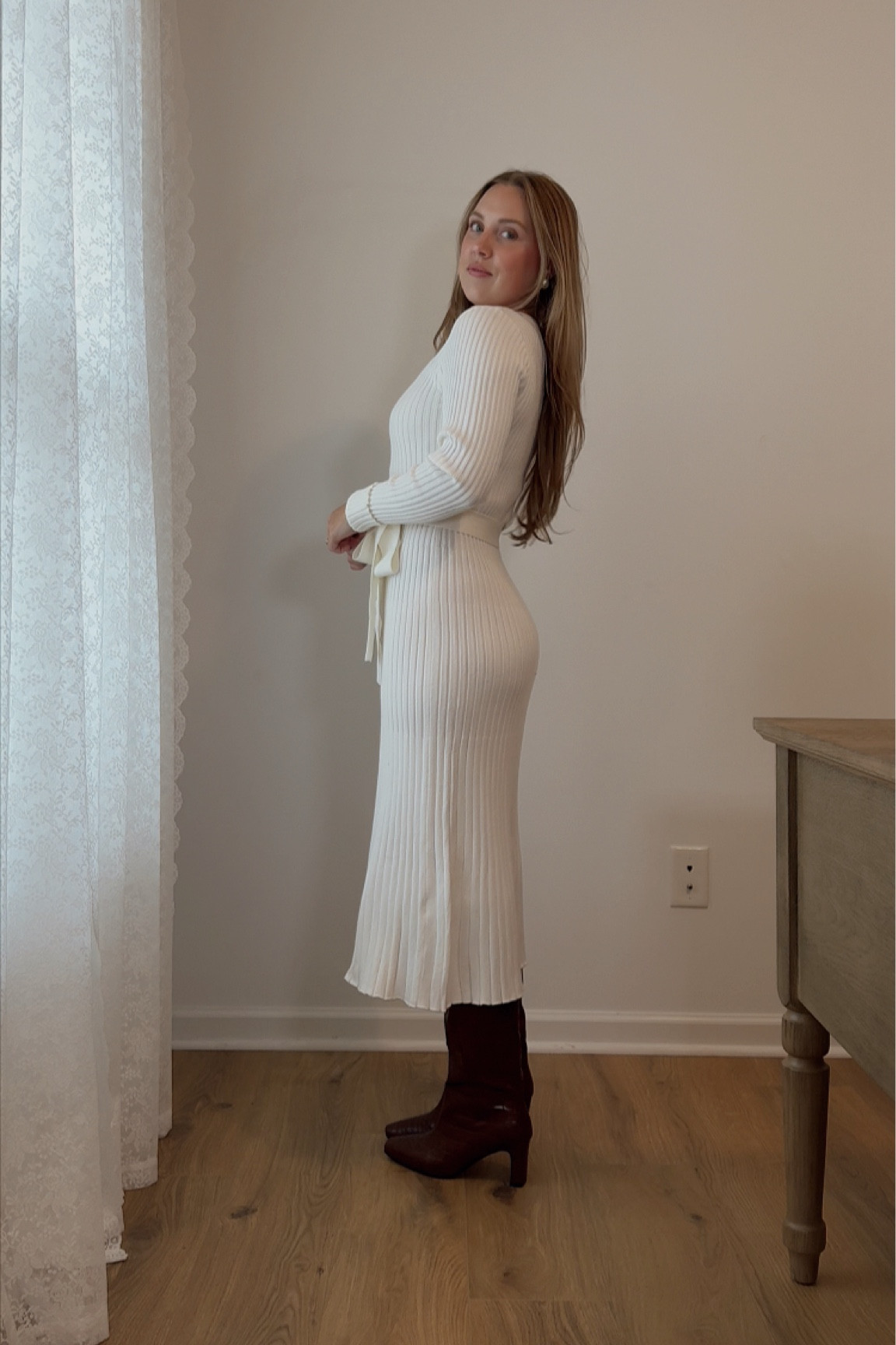 This classy and comfy dress with brown crocodile boots is such a fun combo! 

Wearing medium dress

Neutral style, amazon finds, chic style, white dress, timeless fashion, gold jewelry, accessories, leather vintage watch, earrings, fall fashionn

#LTKWorkwear #LTKShoeCrush #LTKStyleTip