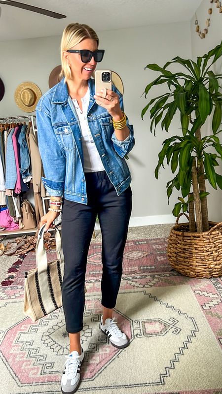 Elevated casual uniform for the weekend with jogger pants, a basic tee, oversized jacket, sneakers, a hand bag and sunglasses

Wearing my true to size small in the organic cotton Joggers and Oversized denim jacket 

#LTKFind #LTKstyletip #LTKSeasonal