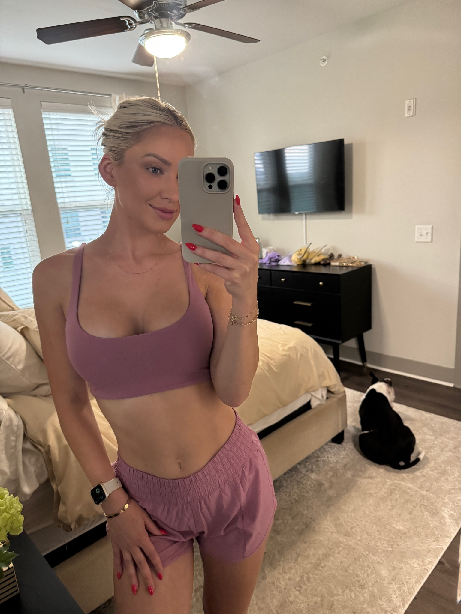 Workout set that feels like butter. From the gym to the smoothie bar kind of fit 💪🏼👟🥤

#LTKFitness #LTKActive #LTKFindsUnder50