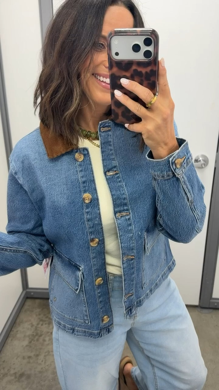 This jacket looks like it came from a designer brand 😍 but it’s actually Walmart. The denim + corduroy collar is SO good.

@Walmart 

#walmartfinds #walmartfashion #walmartstyle #lookforless #affordablefashion #ltkfinds