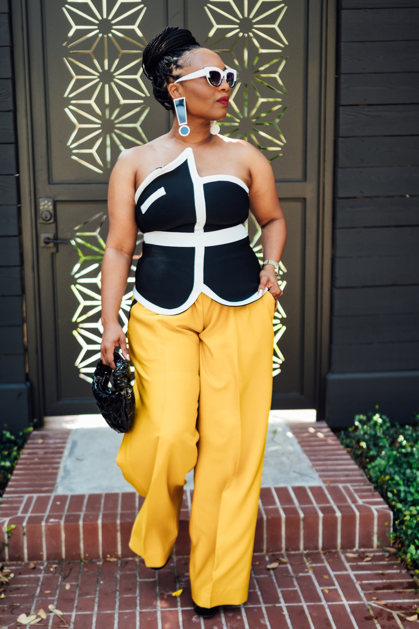 40th Birthday Outfit Idea! 

A black and white outfit with a hint of color will do it every time! This is the perfect black and white strapless bandage top with matching exclamation point earrings and sunnies!

The yellow gold wide leg pants are a must! 💛🖤🤍

Some items are sold out, but I tried to find  similar items. 😁

#bandagetops #straplesstops #blackandwhiteoutfits #widelegpants #exclamationpointearrings #birthdayoutfit #outfitideas 

#LTKstyletip #LTKover40 #LTKmidsize