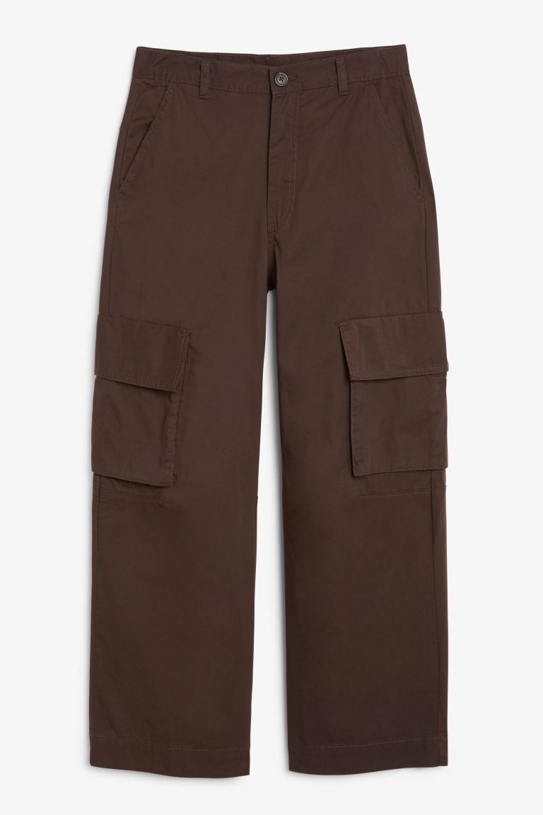 Lockere, tief sitzende Cargo-Hose aus Baumwolle | H&M (DE, AT, CH, NL, FI)