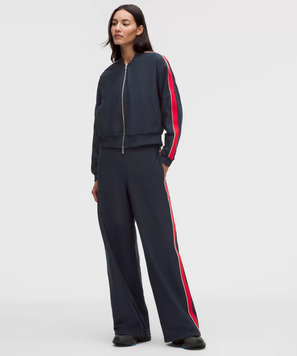 Light Utilitech Twill Mid-Rise Wide-Leg Trouser | lululemon (AU)
