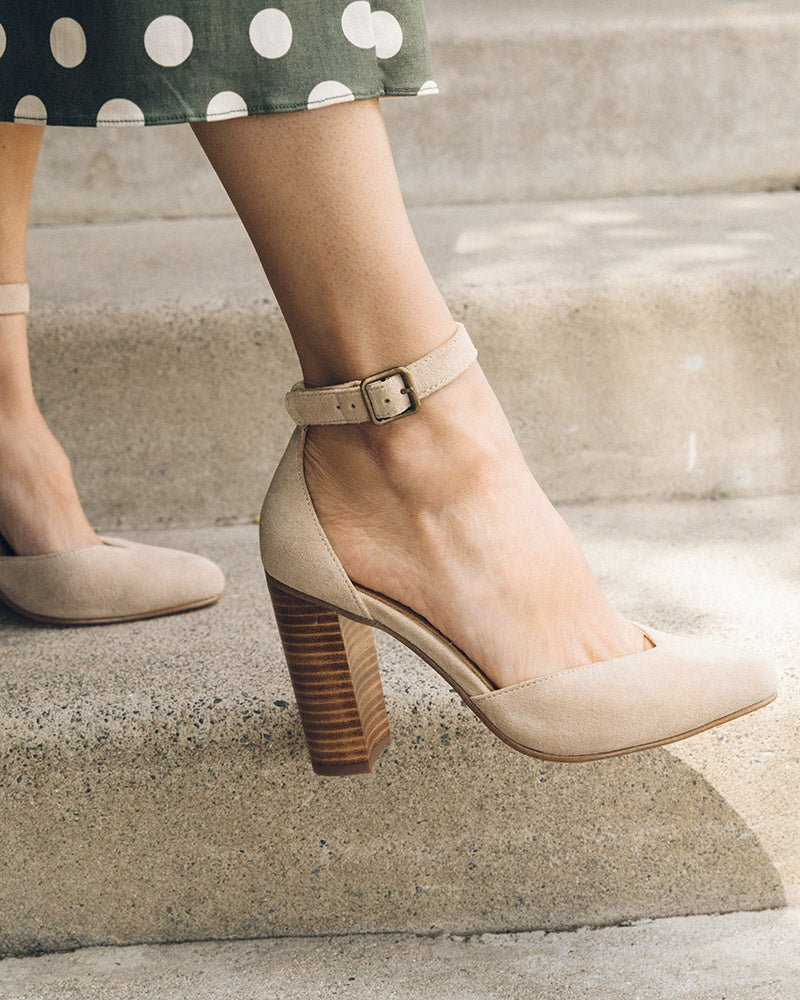 The Collette - Suede - Sand | Women's Heels | Soludos
