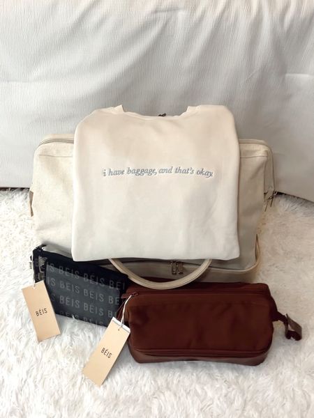 Beis 🫶🏽

#luggage #beis #revolve #nordstrom #weekendbag #weekender #cosmeticbag #travel #travelbag 

#LTKSeasonal #LTKtravel #LTKitbag