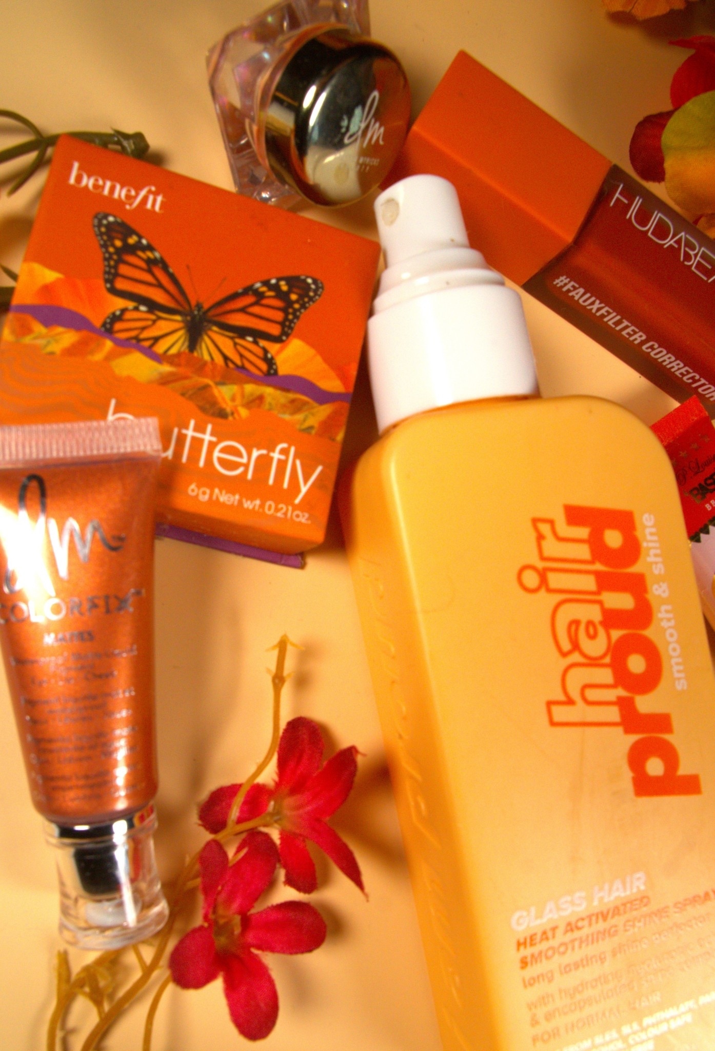 🍁Fall Makeup is all about that glow from head to toe. Check out a few of my fall favorite beauty must haves that you need to add to your makeup routine all fall season long. 

#LTKHalloween #LTKSeasonal #LTKBeauty