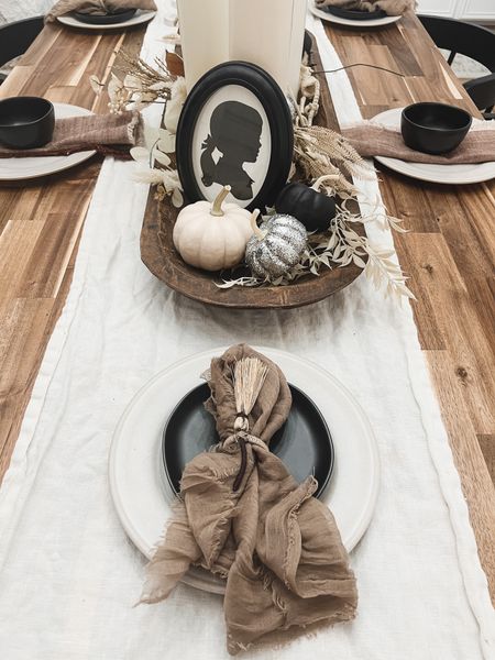 🖤🤍Neutral Halloween table decor that perfectly transitions from fall to Halloween season!  

#LTKhome #LTKHalloween #LTKSeasonal
