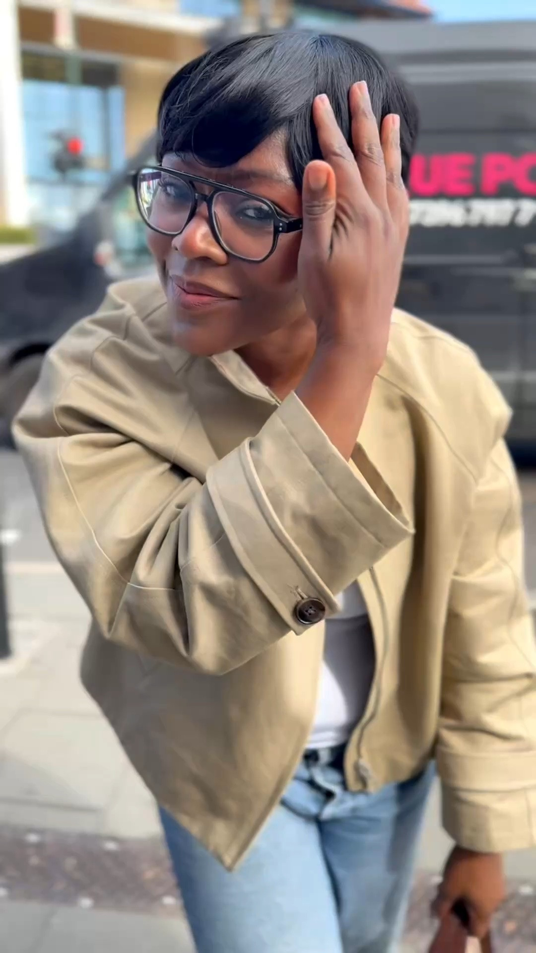 Link to short hair wig below