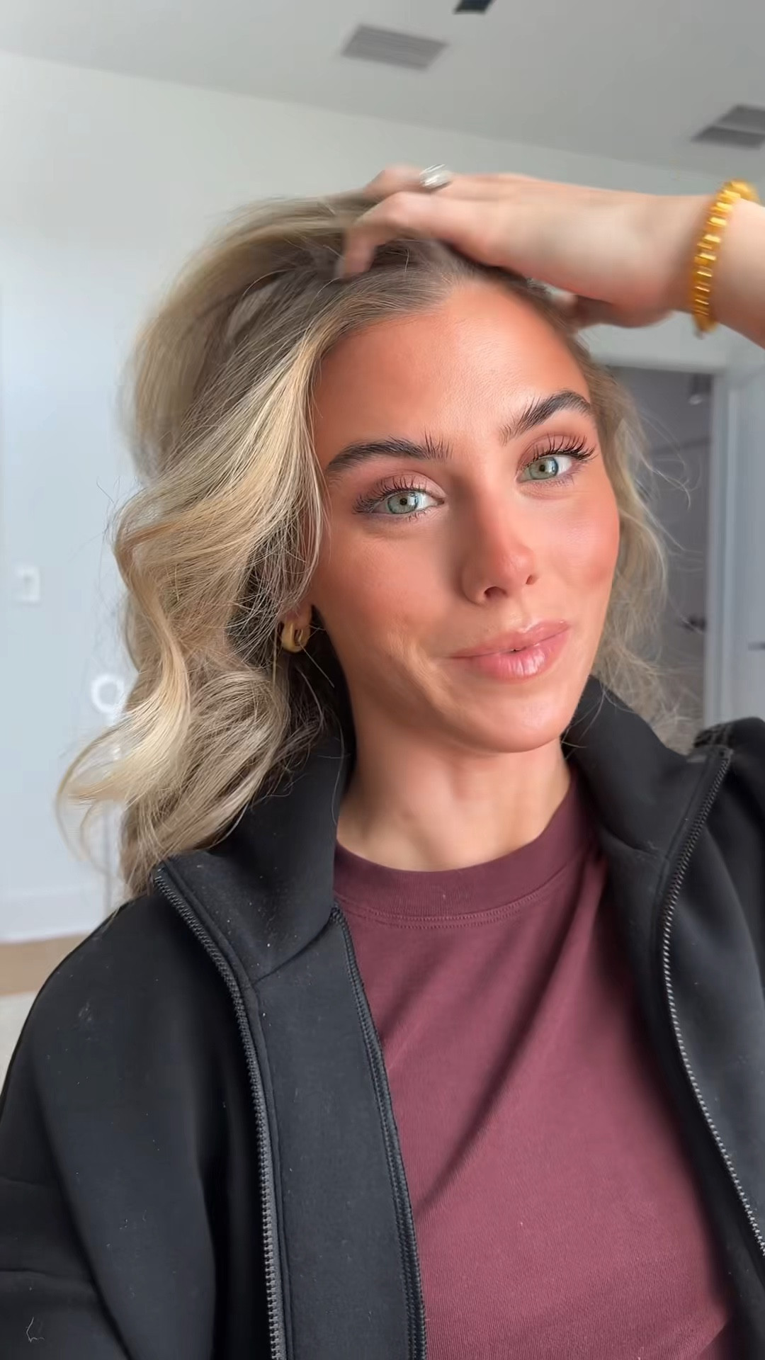 Your full-body glow-up, powered by pure vanila bliss. This three-piece routine drenches skin in a burst of freshness from the shower to the sunshine, leaving you soft, smooth, and smelling so good. It’s giving juicy watermelon, creamy coconut, peachy sunsets, or cozy vanilla — whichever vibe you choose, paired with summer air and carefree confidence bottled up for every moment that feels like vacation.

With a foaming body wash, all-over deo mist, and SPF body mist that smells like a beach day with the girls, this set is your ticket to smelling delicious and feeling unstoppable, no matter where the day takes you#LTKFindsUnder50

#LTKBeauty #LTKselfcare #LTKgrwm