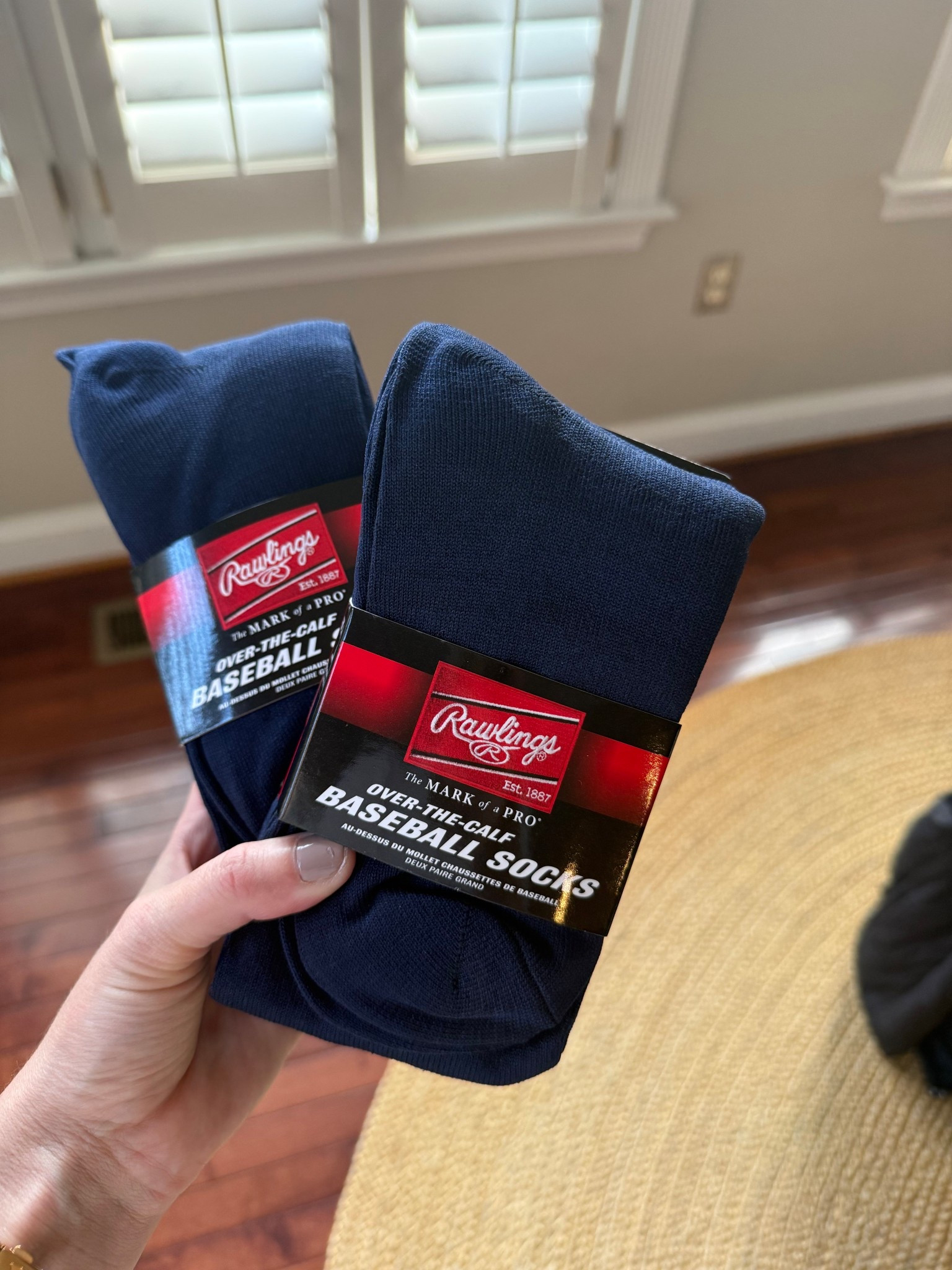 Best baseball socks ⚾️
- great weight (thick enough for cleats but breathable)
- stay in place 
- wash well 
- price is right 